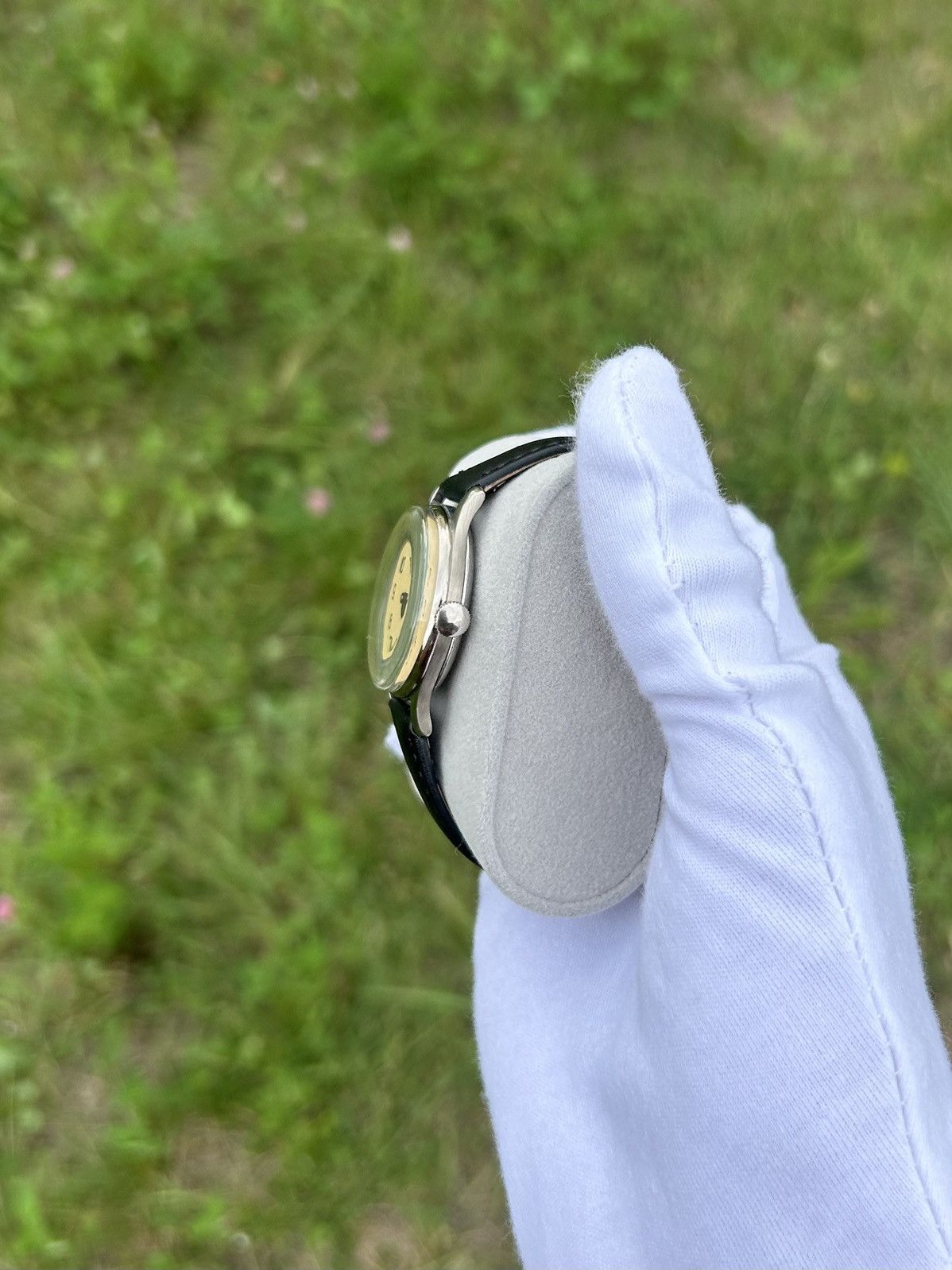 Vintage Vintage Watch Pobeda Made In USSR Mechanical Retro 1950s Size ONE SIZE - 16 Thumbnail