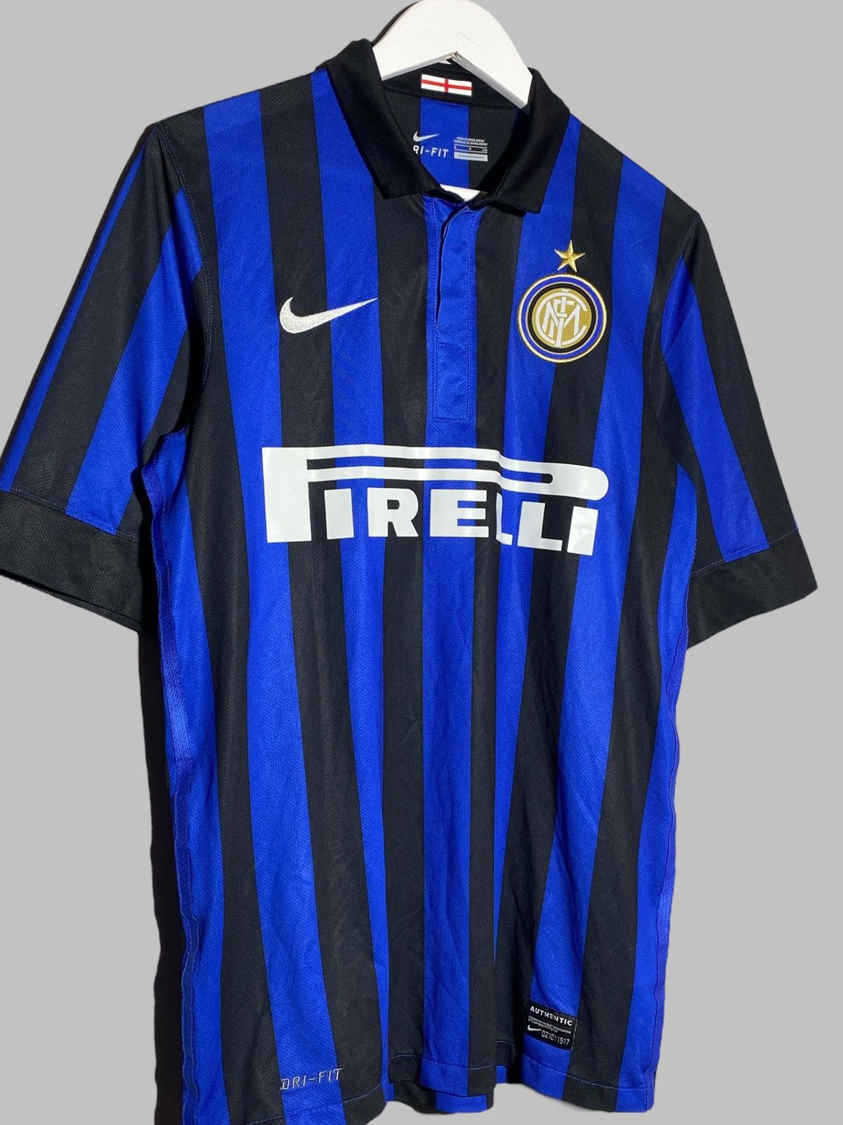 Nike 🔥 INTER MILAN 2010s NIKE PIRELLI JERSEY R9 VINTAGE VIBES Size US S / EU 44-46 / 1 - 3 Thumbnail