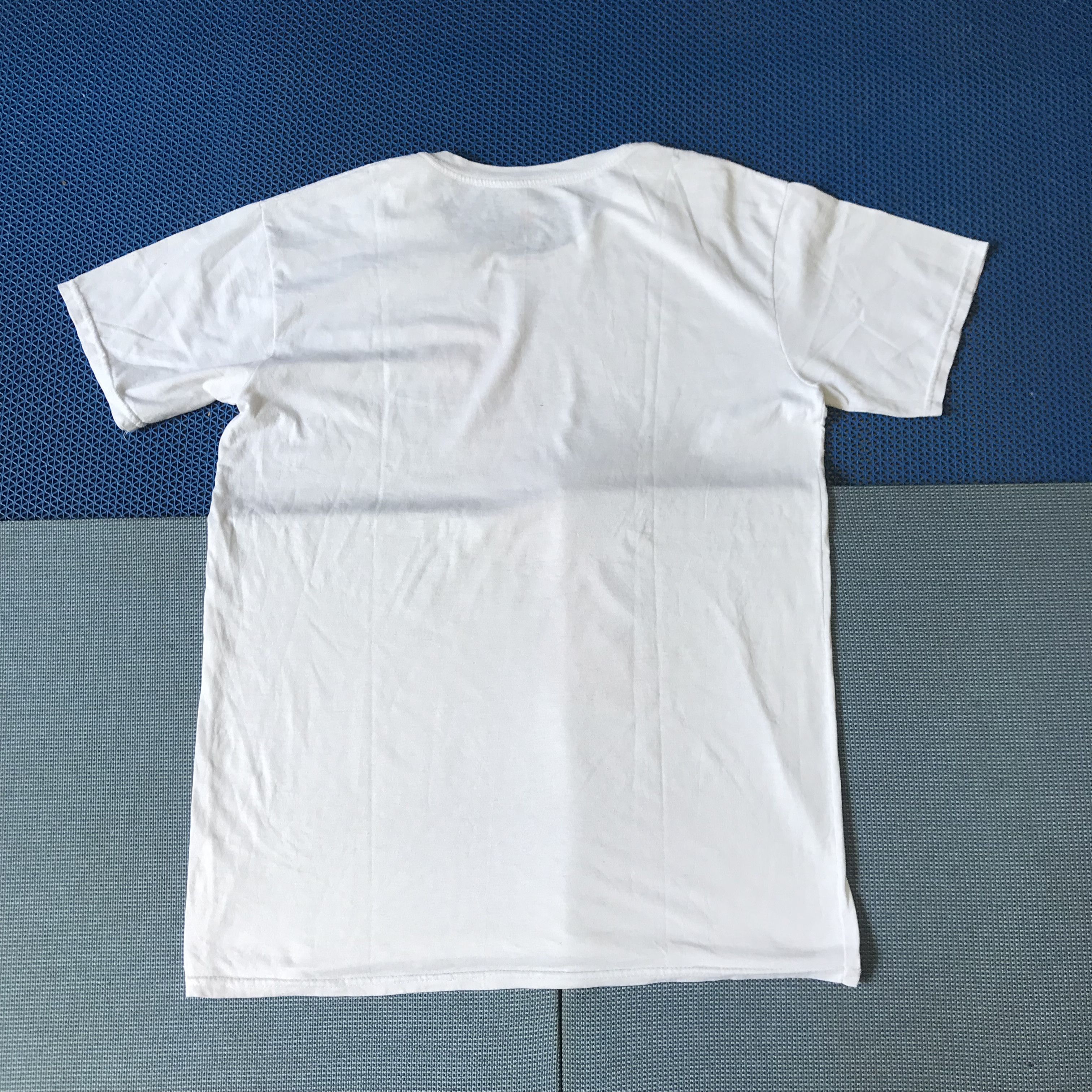 Band Tees The Clash Clash On Parole White Tshirt VTG The Clash Size US M / EU 48-50 / 2 - 8 Thumbnail