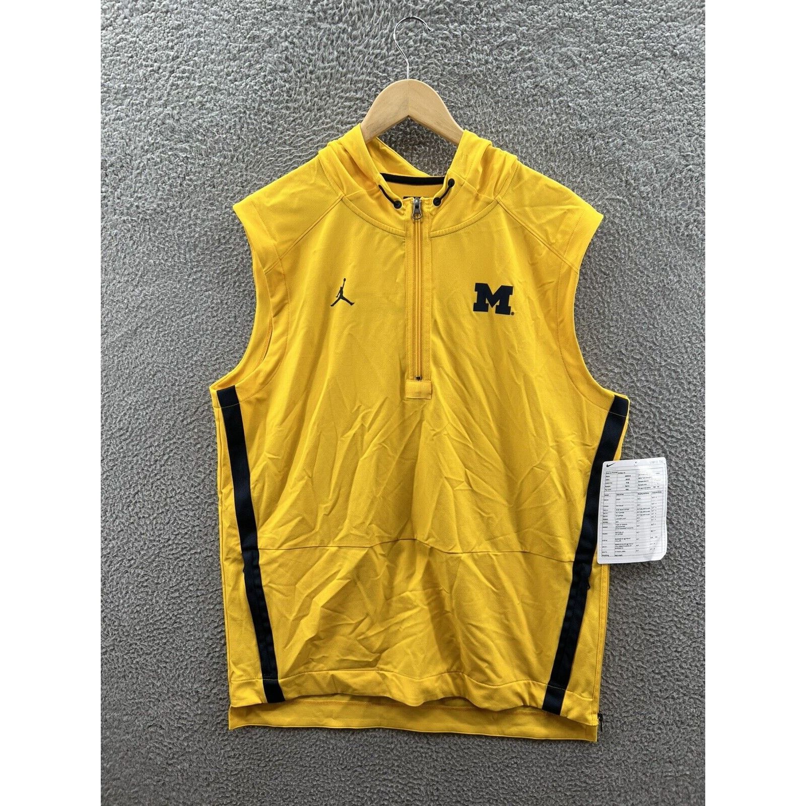 Jordan Brand Jordan Michigan Wolverines Team Issued Vest AQ8929-P2B Size US L / EU 52-54 / 3 - 1 Thumbnail