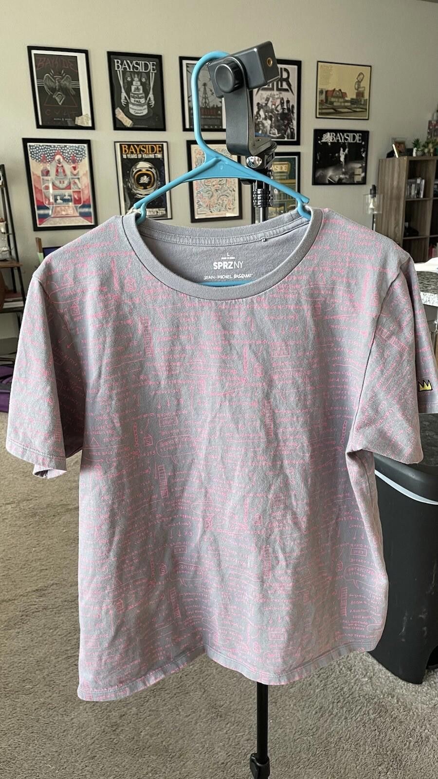 Uniqlo Uniqlo Jean-Michel Basquiat Shirt Gray With Pink M SPRZ NY Size US XS / EU 42 / 0 - 1 Thumbnail