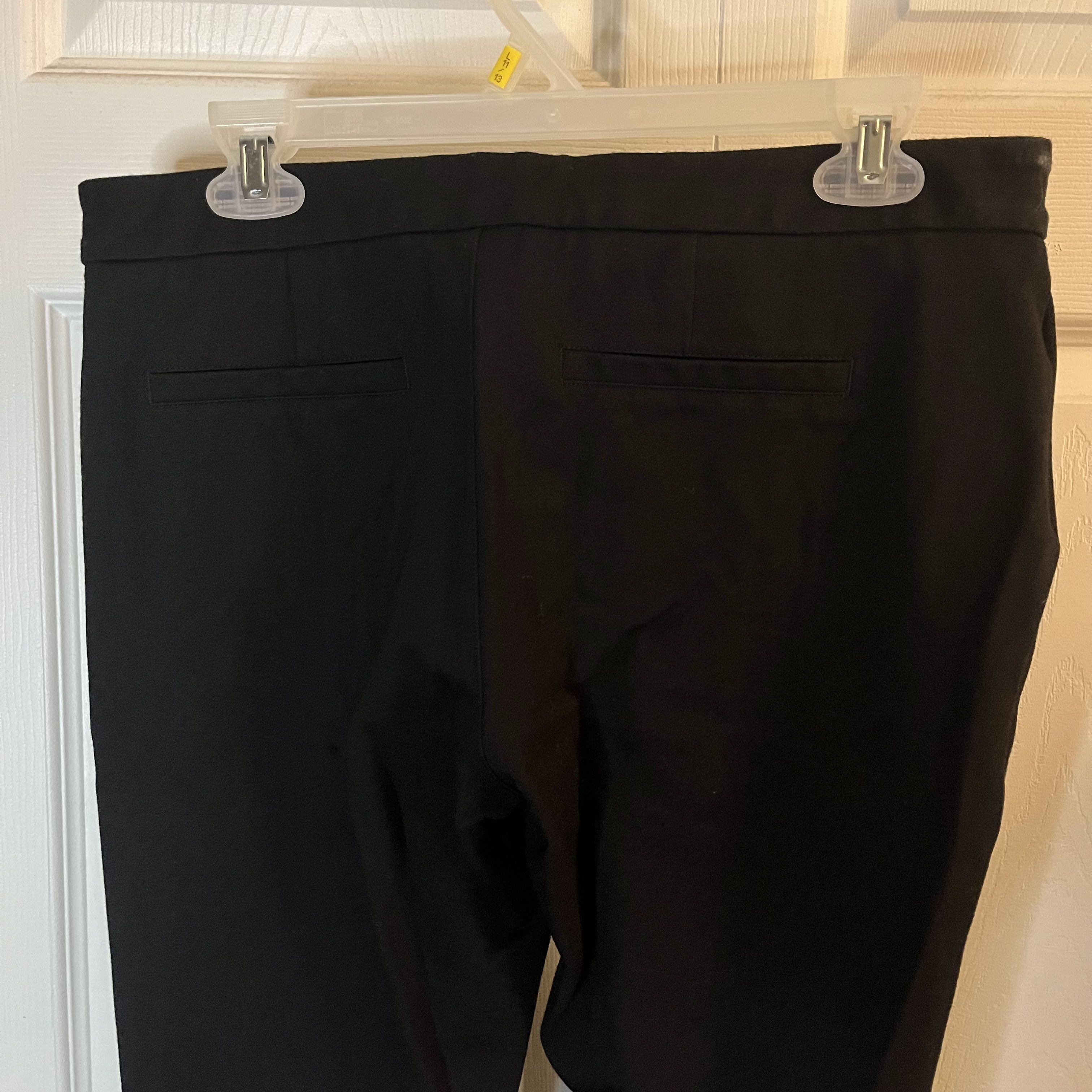 NYDJ NYDJ Black Dress Capri Pants size 8P Size 30" / US 8 / IT 44 - 3 Thumbnail