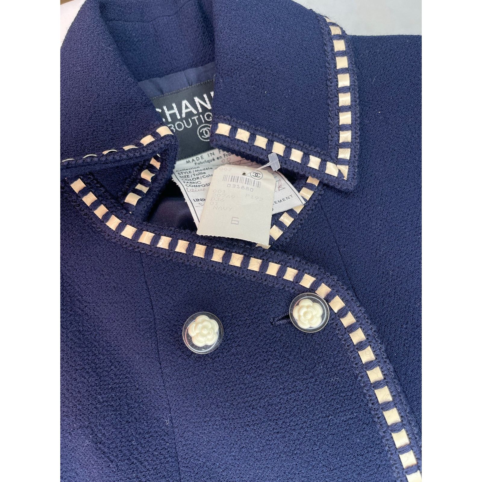 Chanel Chanel Vintage 1992 Spring Collection Tweed Suit Size 36 Size XS / US 0-2 / IT 36-38 - 13 Thumbnail
