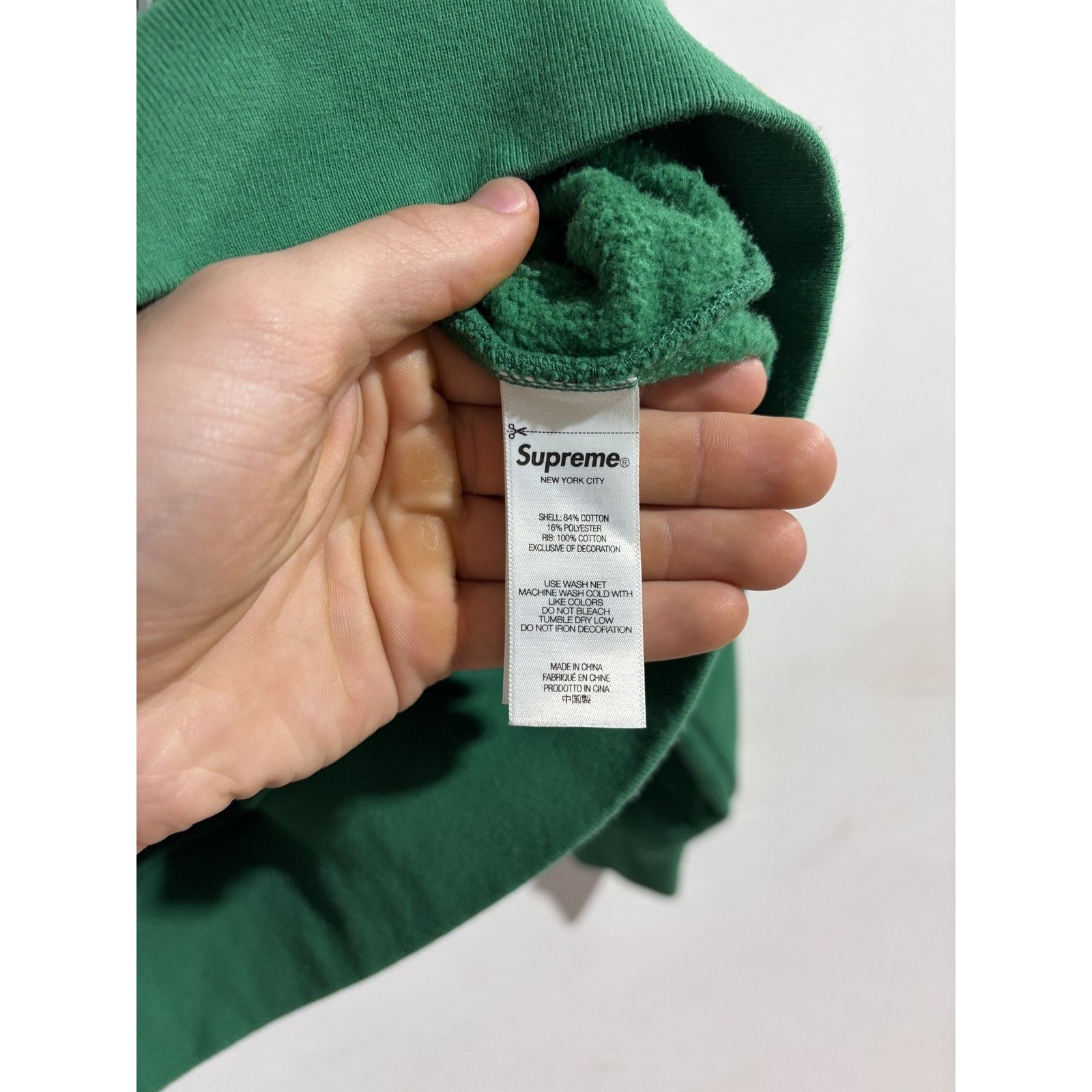 Supreme SUPREME GREEN PERFORMANCE ZIP UP SIZE SMALL NEW Size US S / EU 44-46 / 1 - 7 Thumbnail
