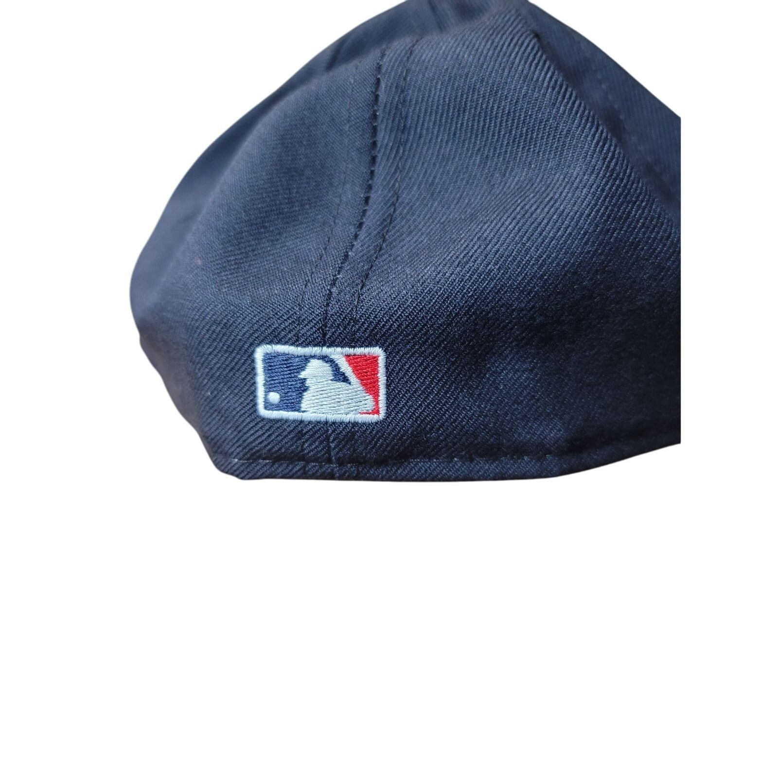 New Era 2004 100% Wool Boston Red Sox New Era Hat 7 3/4 Made in USA Size ONE SIZE - 3 Thumbnail