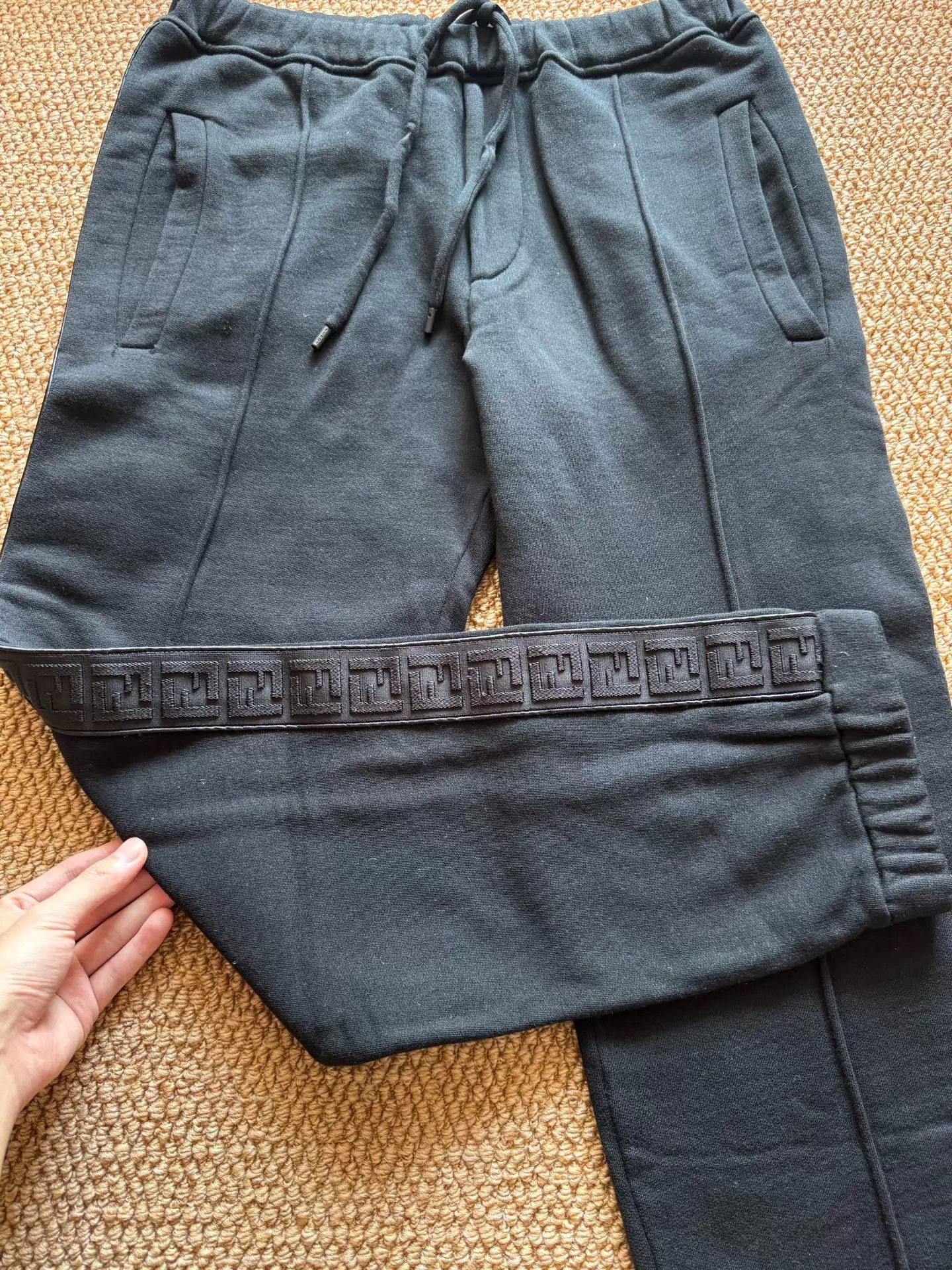 Fendi FENDI Black FF Logo Cashmere Lined Sweatpants Size 50 Unused Size US 34 / EU 50 - 2 Thumbnail