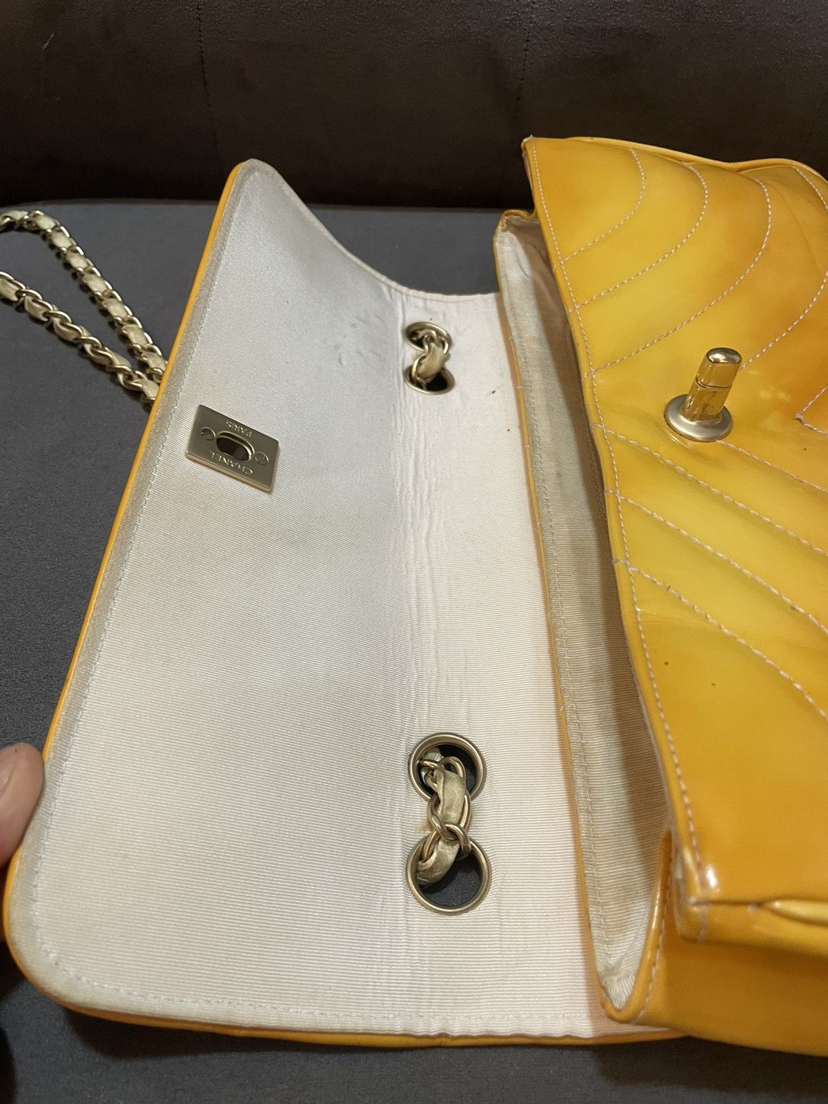 Chanel Authentic CHANEL timeless/ classique patent leather Size ONE SIZE - 20 Thumbnail