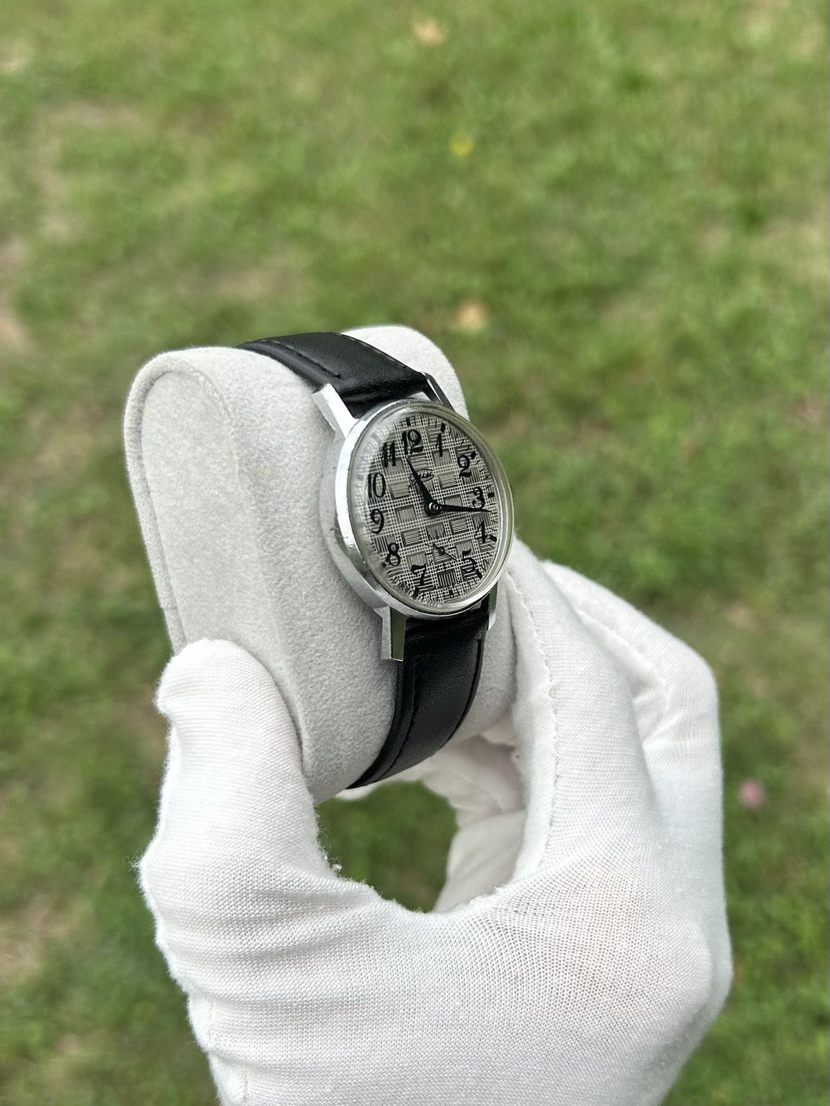 Vintage Vintage Watch Zim Soviet USSR Mechanical 1980s Size ONE SIZE - 5 Thumbnail