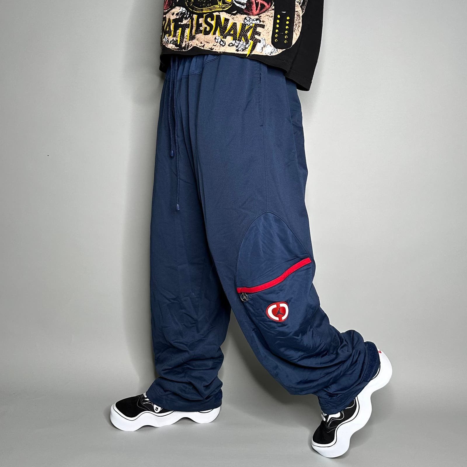 image of Jordan Vintage Jordan Sweatpants Navy Blue Polyester Baggy Fit Y2K, Men's (Size 40)