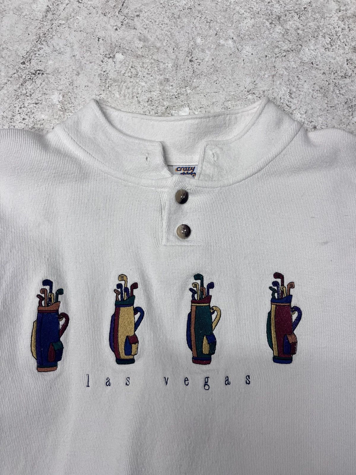 Vintage Vintage white crazy shirts las vegas golf sweatshirt Size US L / EU 52-54 / 3 - 1 Thumbnail