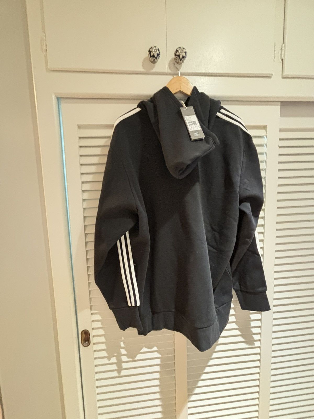 Adidas Adidas black hoodie 3 stripped xxl brand new Size US XXL / EU 58 / 5 - 2 Thumbnail
