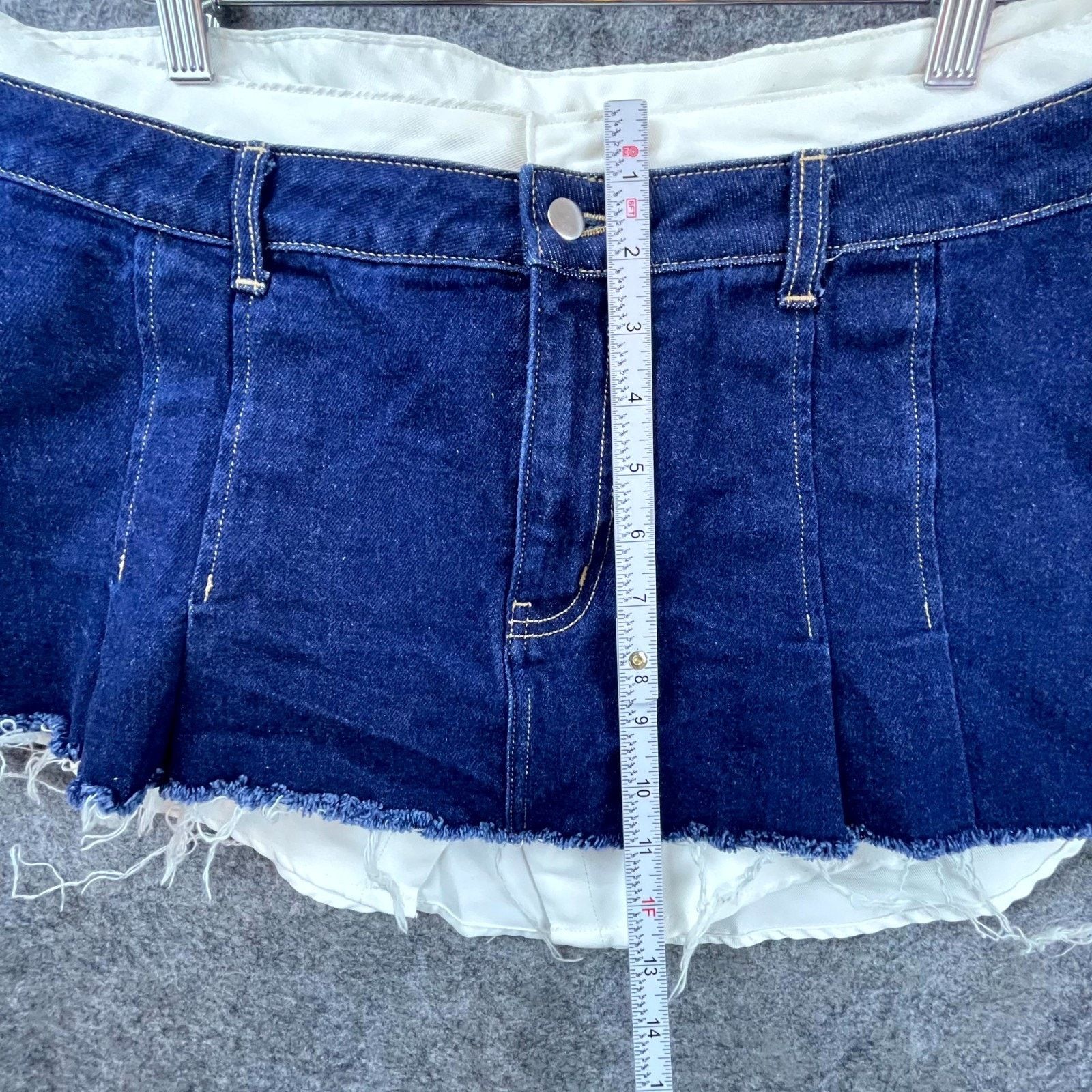 Bdg BDG Micro Mini Skirt Womens Large Blue Denim Pleated Frayed Size 32" / US 10 / IT 46 - 4 Thumbnail