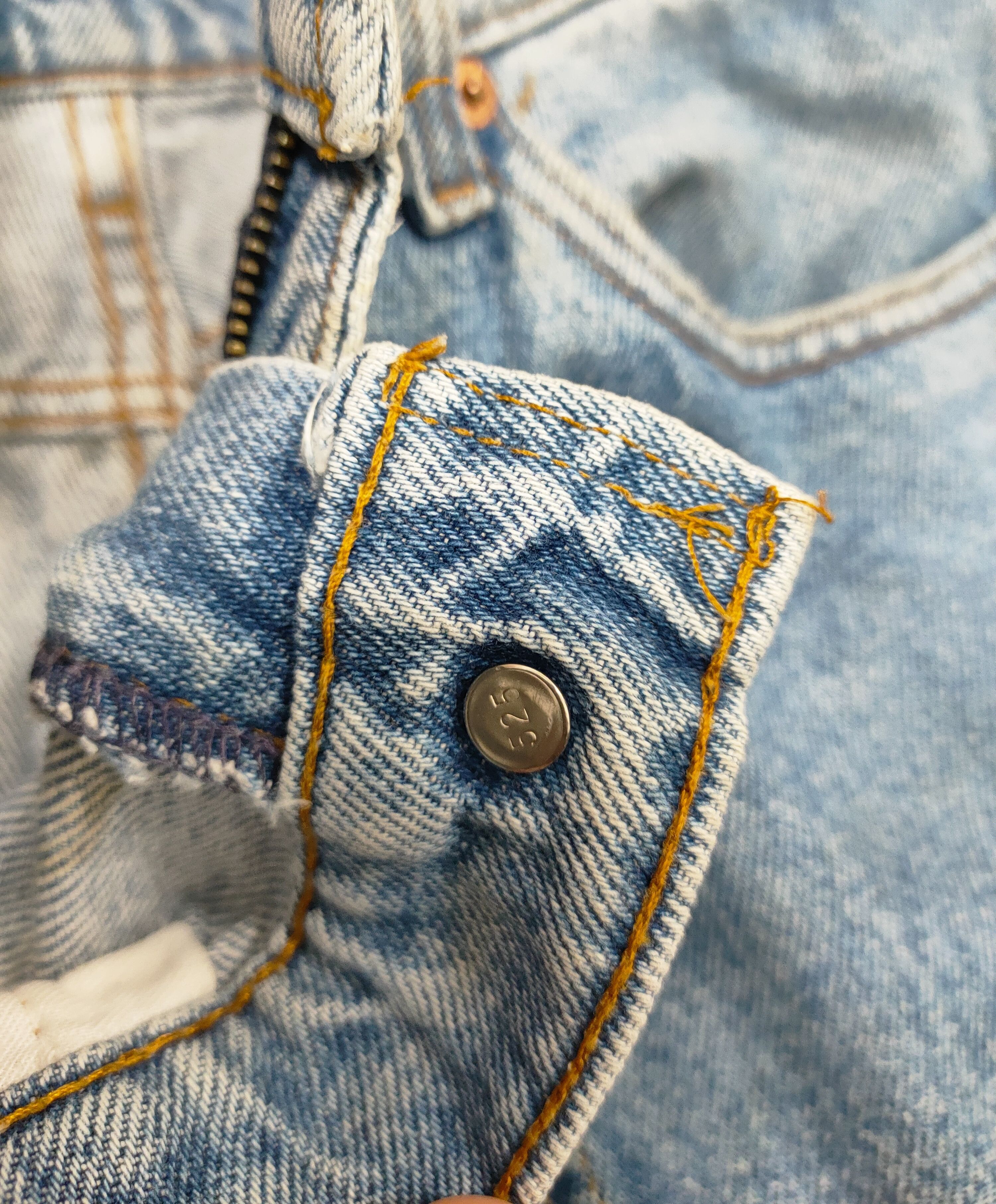 Levi's 💥Vintage 90's Levis Clothing💥 Size US 31 - 9 Thumbnail