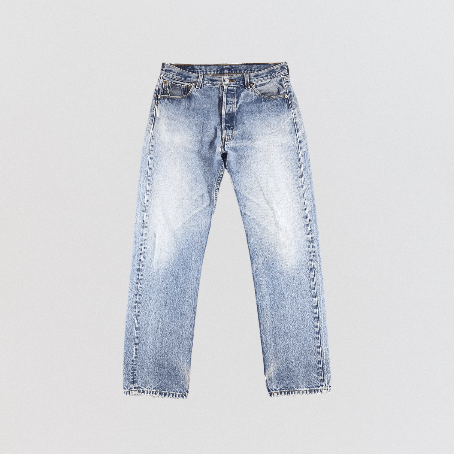 Levi's × Vintage 90s Vintage Blue Wash Levis 501 Jeans-JM1686 Size US 34 / EU 50 - 1 Thumbnail
