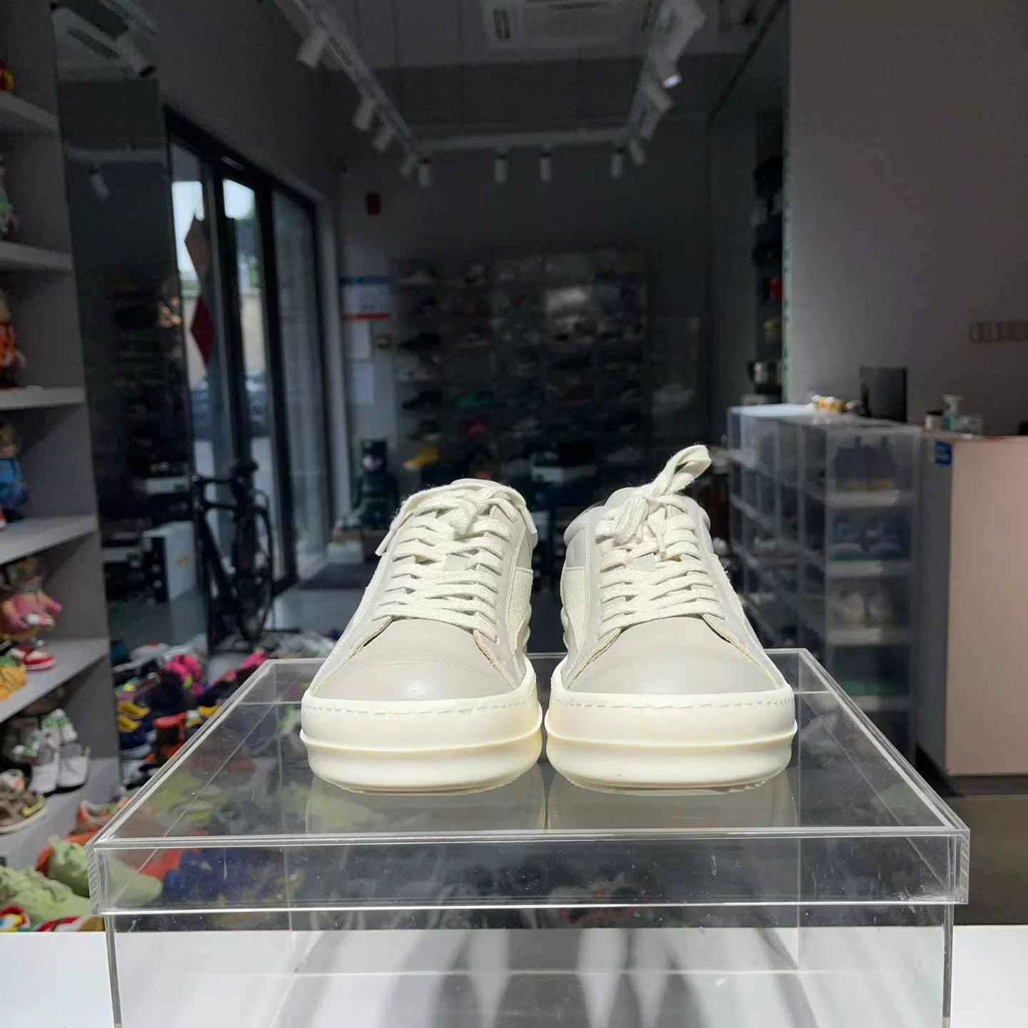 Rick Owens rick owens low top sneakers Size US 9 / EU 42 - 2 Thumbnail
