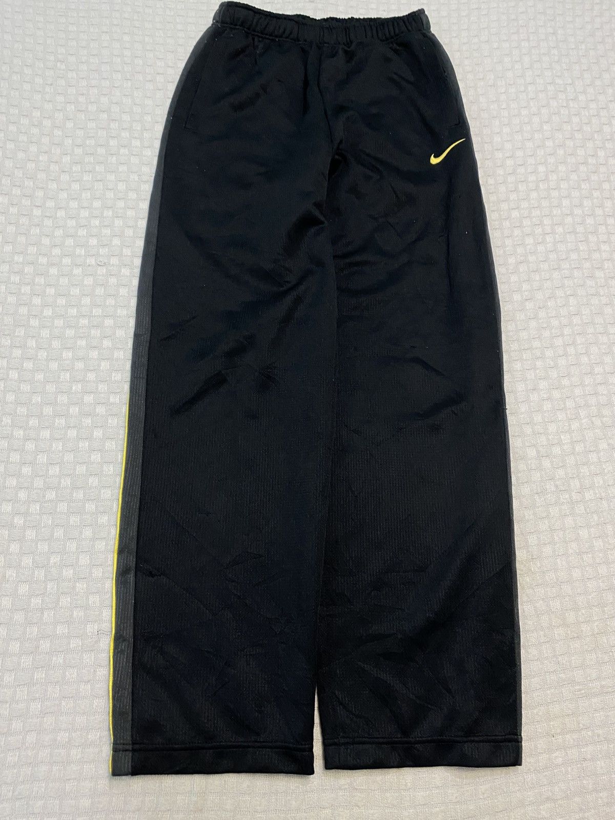Carhartt Wip × Nike VINTAGE NIKE 90S BAGGY NYLON WIDE LEG SWOOSH TRACK PANTS Y2K Size US 30 / EU 46 - 2 Thumbnail