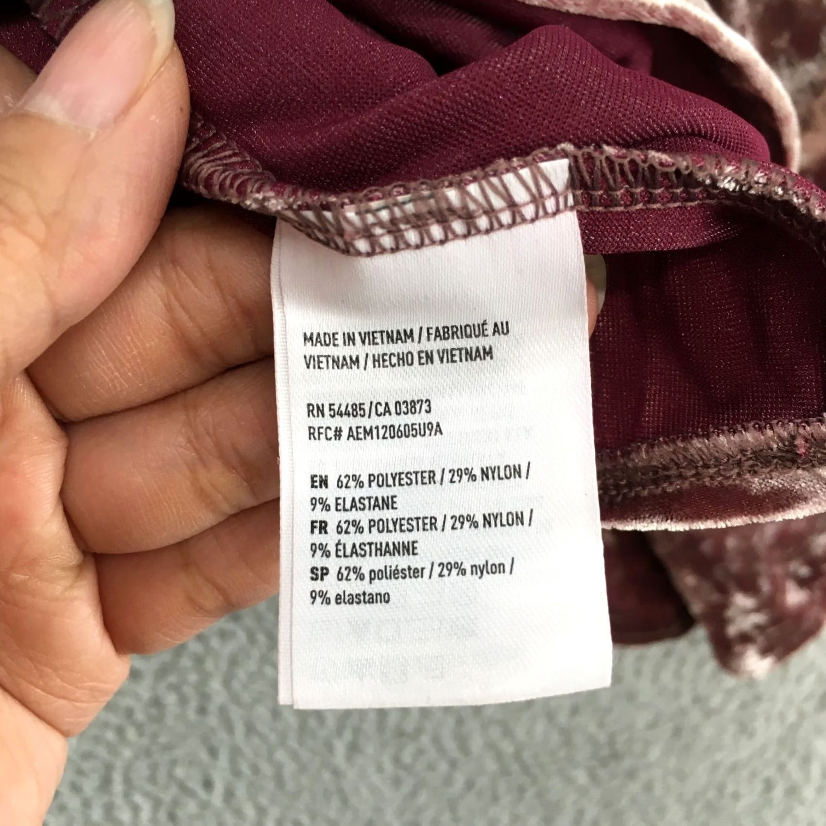 American Eagle Outfitters American Eagle Outfitters Blouse Womens Medium Pink Velvet Casual Shirt Size M / US 6-8 / IT 42-44 - 7 Thumbnail