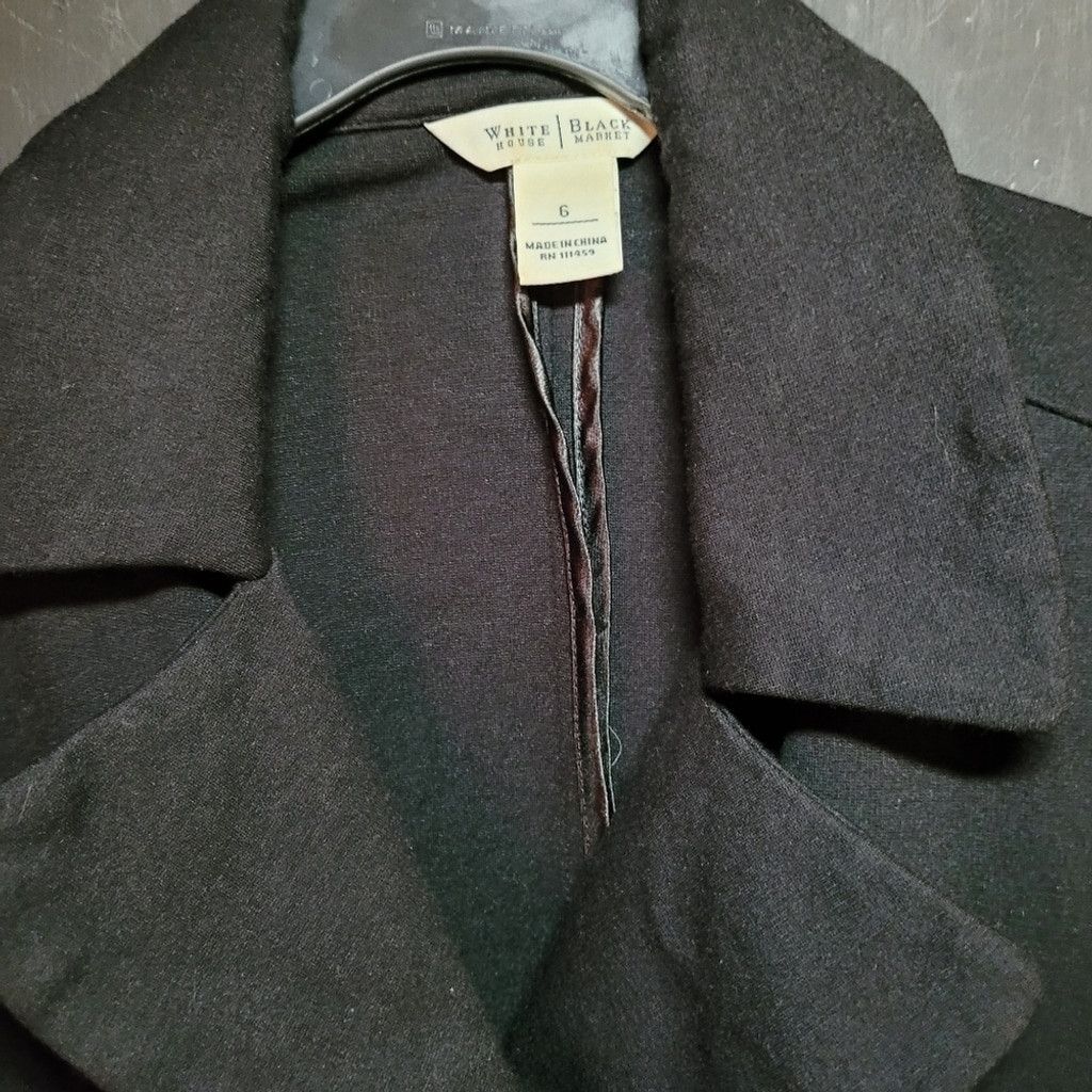 White House Black Market White House Black Market, black blazer, ,nwot, Size6 Size M / US 6-8 / IT 42-44 - 2 Thumbnail