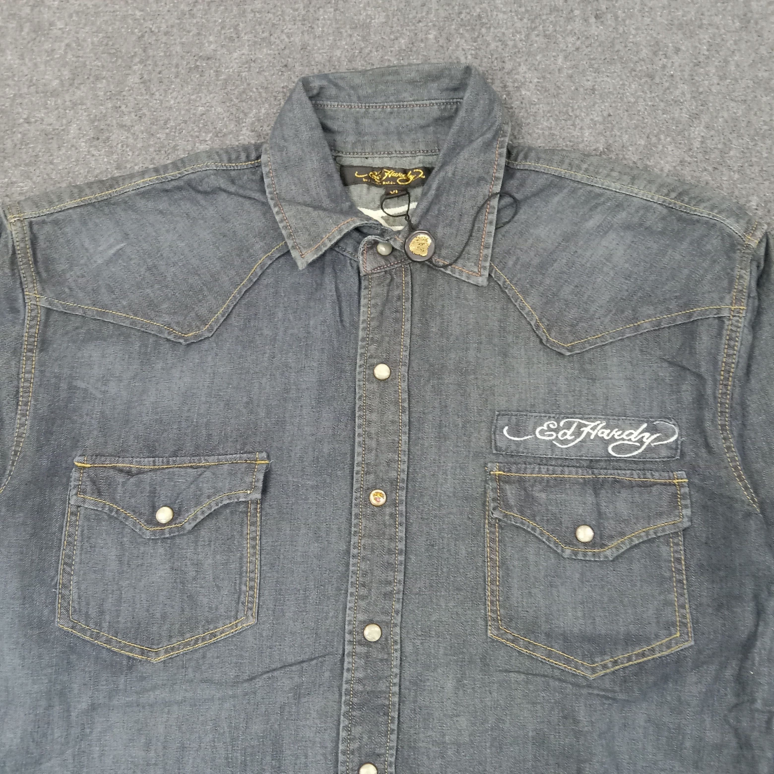 Ed Hardy Ed Hardy by Christian Audigier Shirt Button Up C239N18 Size US XL / EU 56 / 4 - 6 Thumbnail