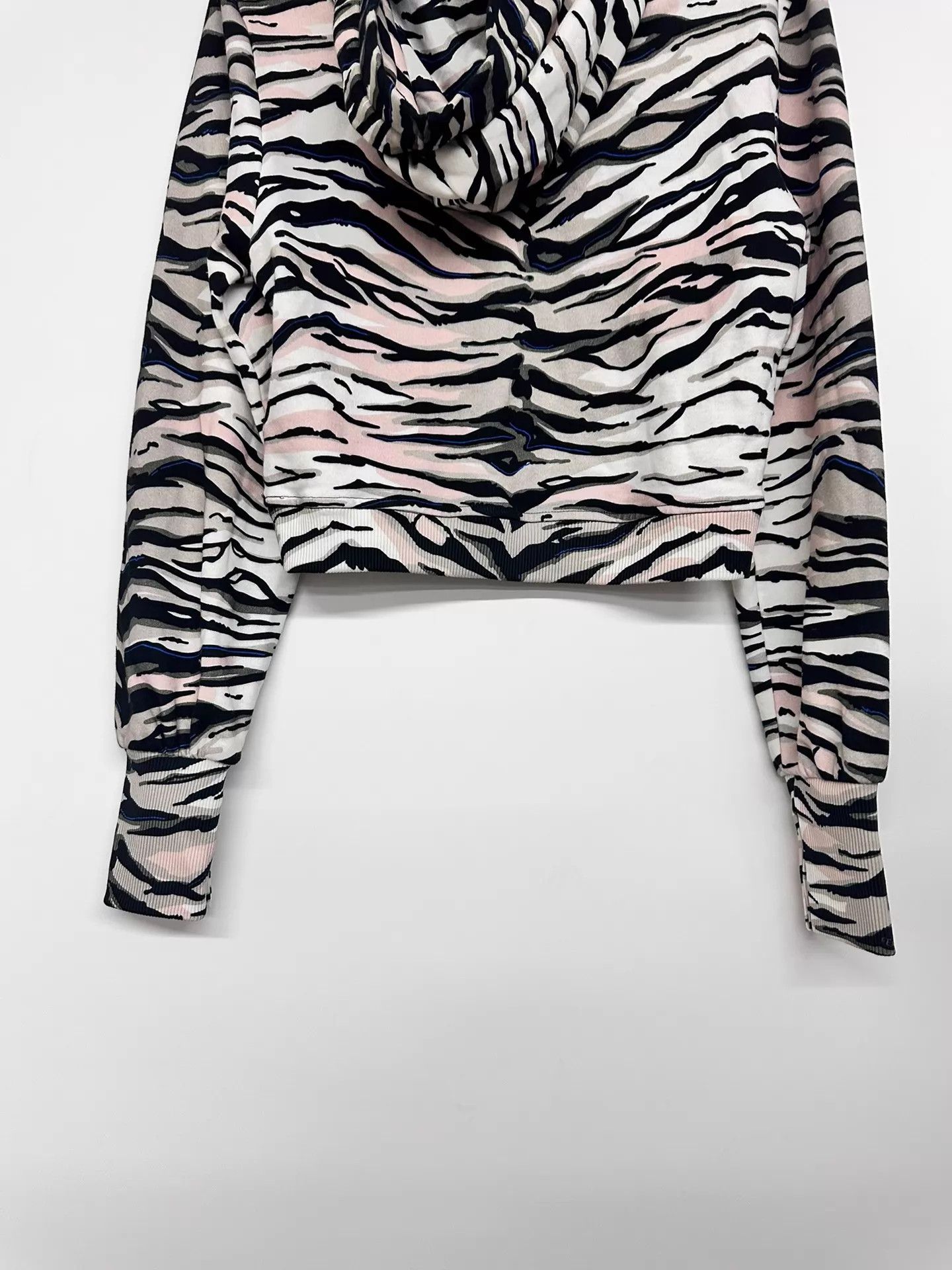 Fendi Fendi XS Sweatshirt 41cm Shoulder 88cm Chest Size XS / US 0-2 / IT 36-38 - 6 Thumbnail