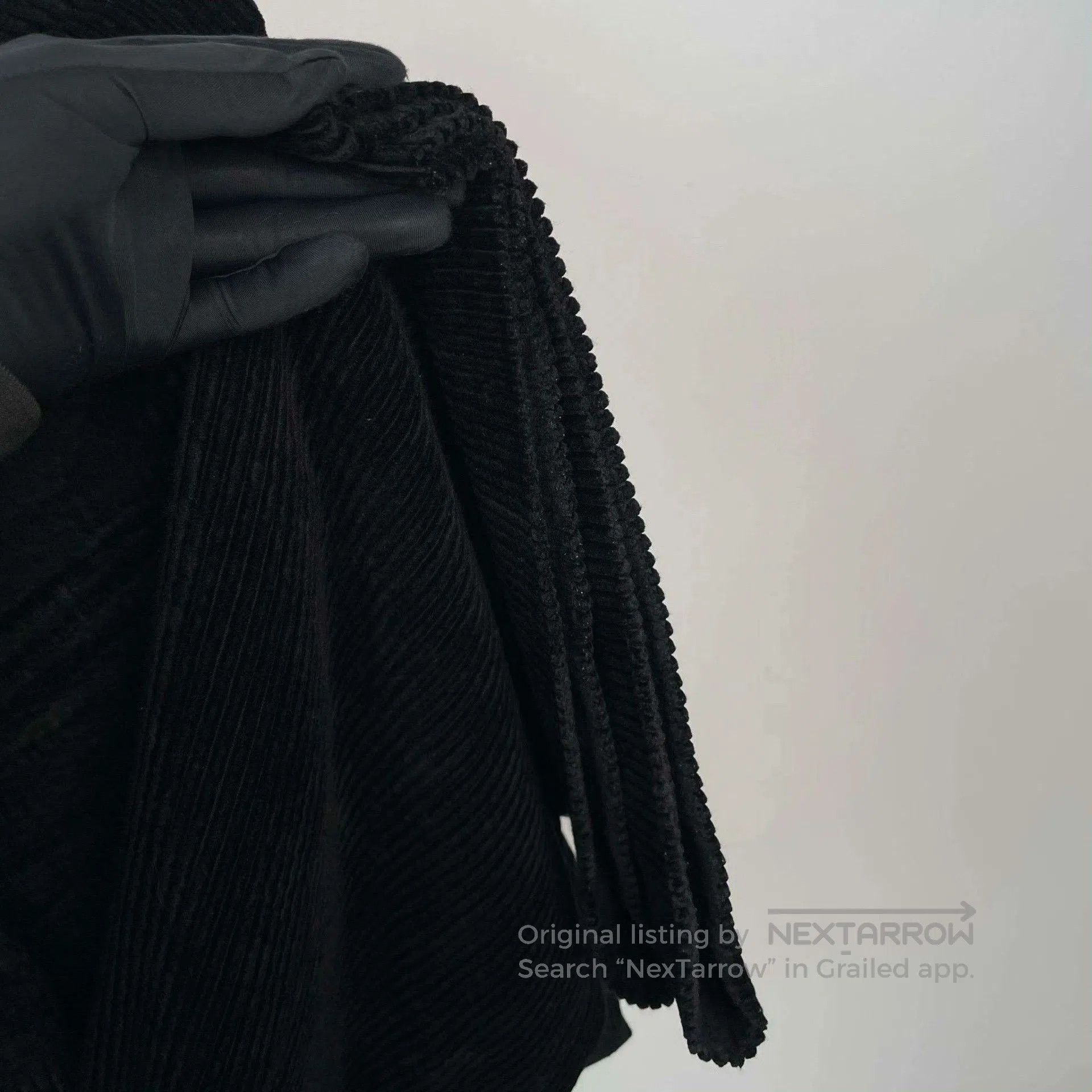 Chanel Chanel 25k Black Straight. Size 35" - 9 Thumbnail