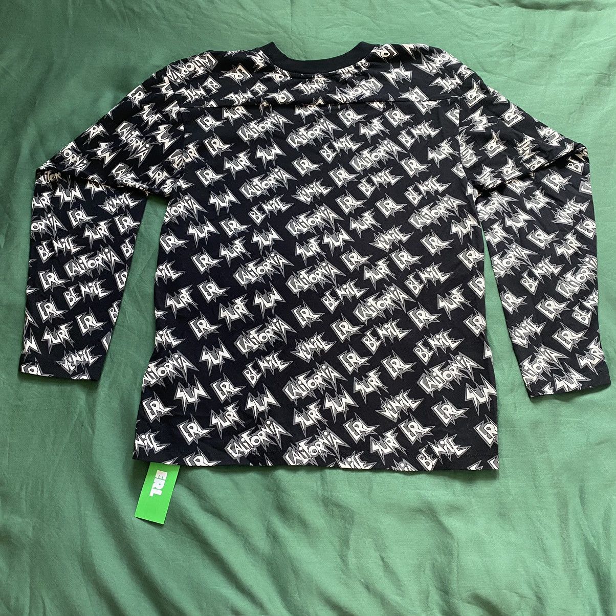ERL ERL Logo Longsleeve Size US M / EU 48-50 / 2 - 13 Thumbnail