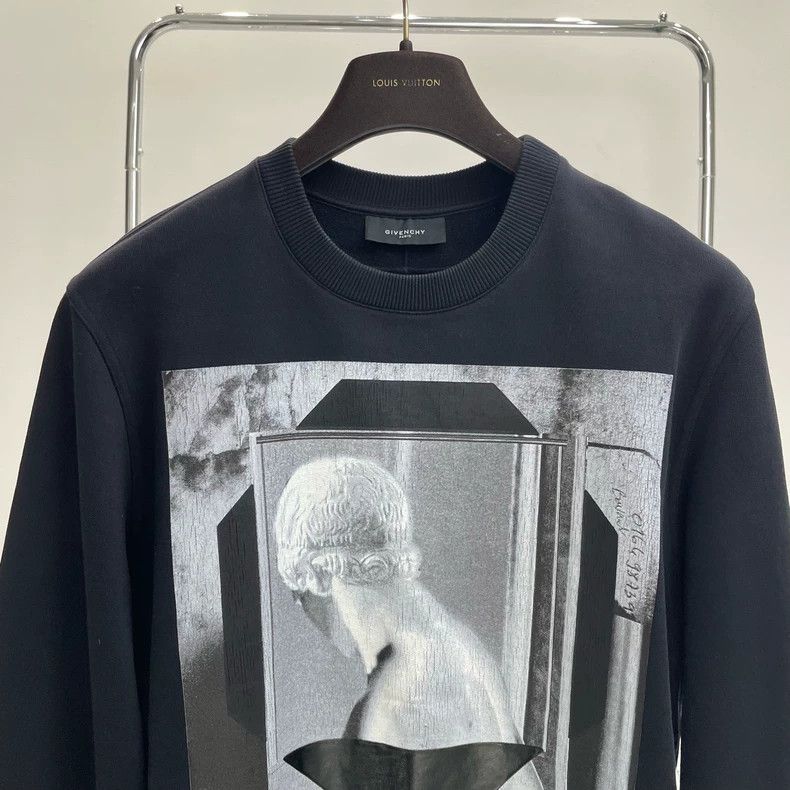Givenchy Givenchy Chest Printed Logo Portrait Black Hoodie YY Size US M / EU 48-50 / 2 - 5 Thumbnail