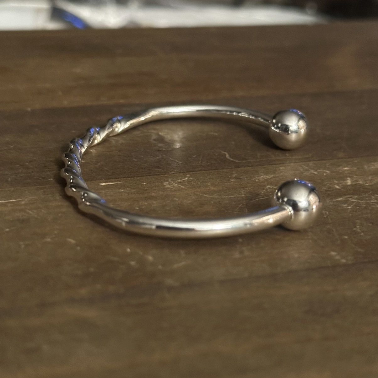 Other Silver tone twisted torque bracelet Size ONE SIZE - 7 Thumbnail