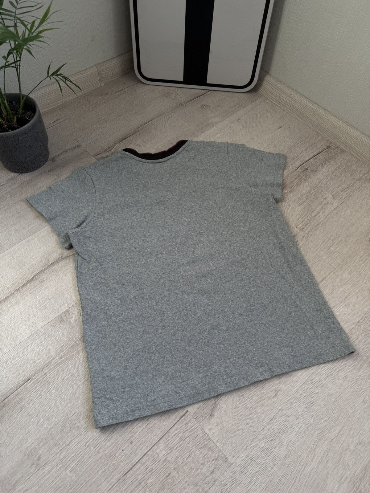 Stussy Rare Stussy T-shirt Small Logo with Double Collar Tee Size US XS / EU 42 / 0 - 7 Thumbnail