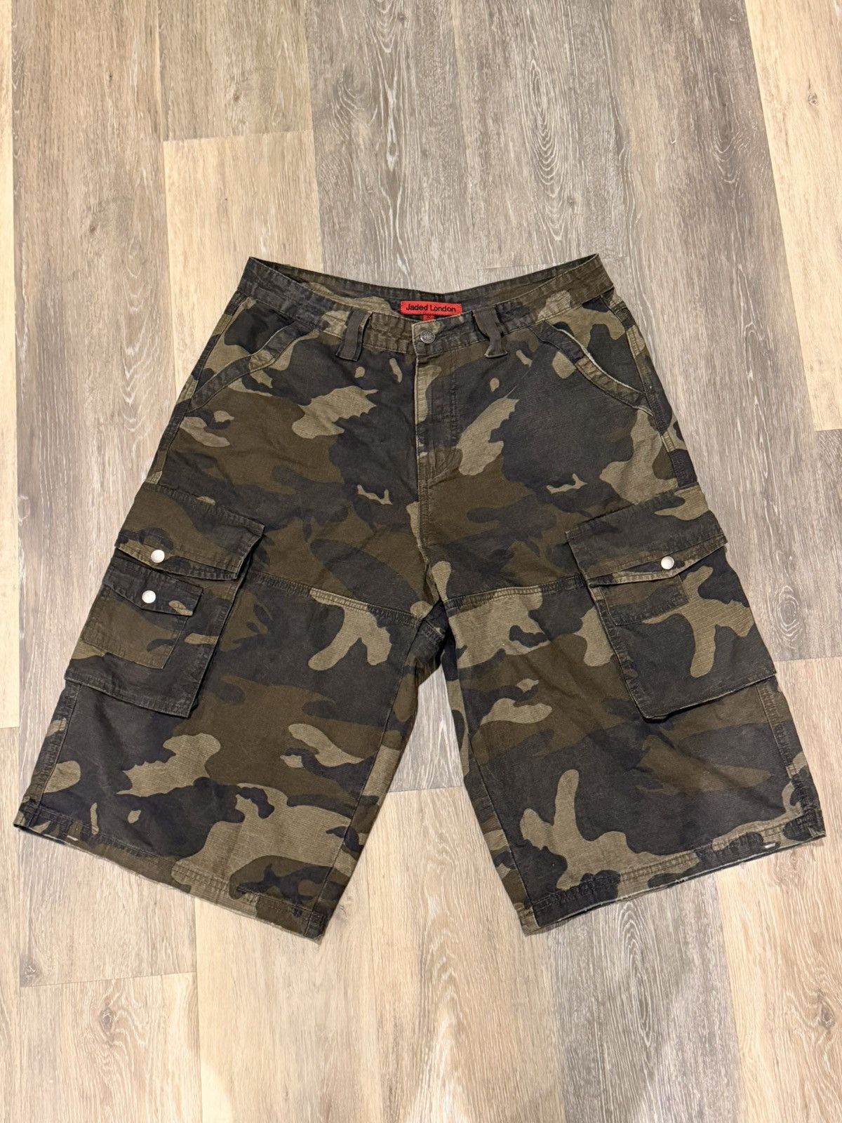 Jaded London Jaded London Guerilla Camo Baggy Shorts Size US 32 / EU 48 - 1 Thumbnail