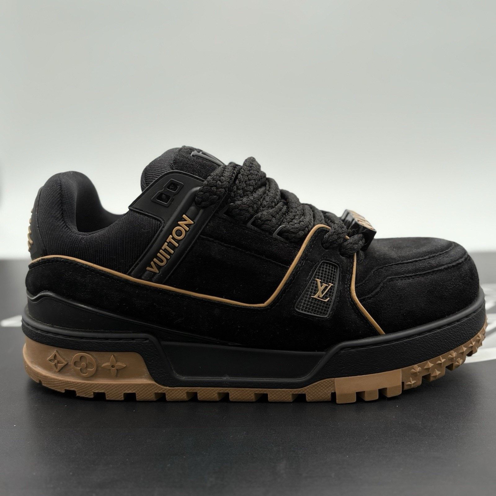 Louis Vuitton 9.5-10 Louis Vuitton Suede Maxi ' Black Brown ' | GOOD COND! Size US 9.5 / EU 42-43 - 2 Thumbnail
