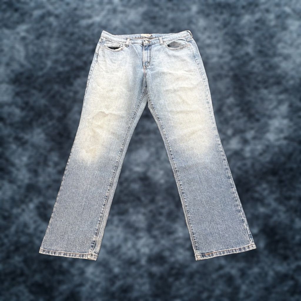 Levi's VINTAGE Levi's 505 Jeans Womens 14M 36x31 Blue Light Wash 90s Denim Straight 5-Pocket Womens Boys Girls? Size 36" / US 14 / IT 50 - 1 Thumbnail