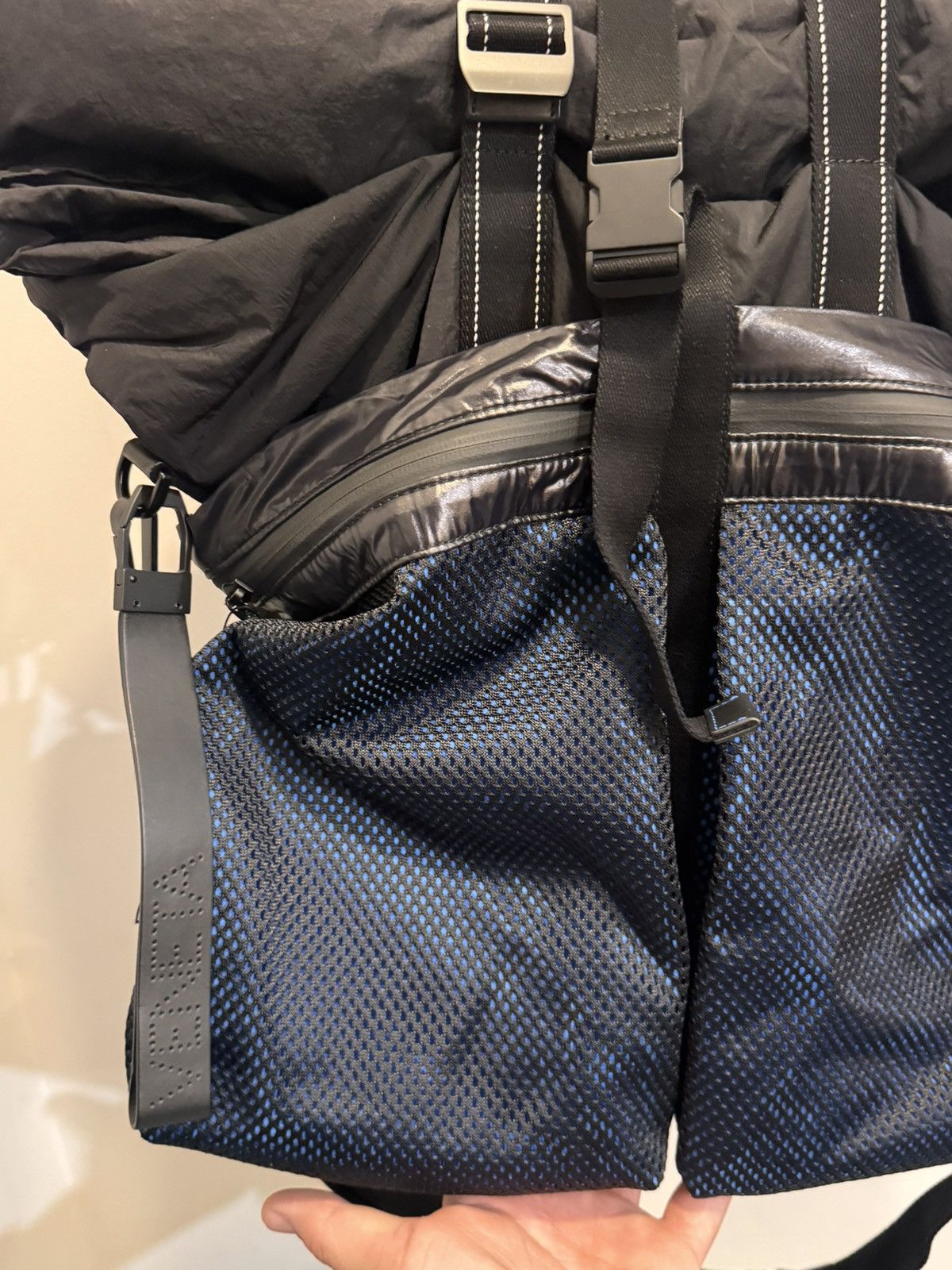 Bottega Veneta Bottega Veneta Rare Utility Tech Tote Bag Black Nylon Italy Size ONE SIZE - 8 Thumbnail
