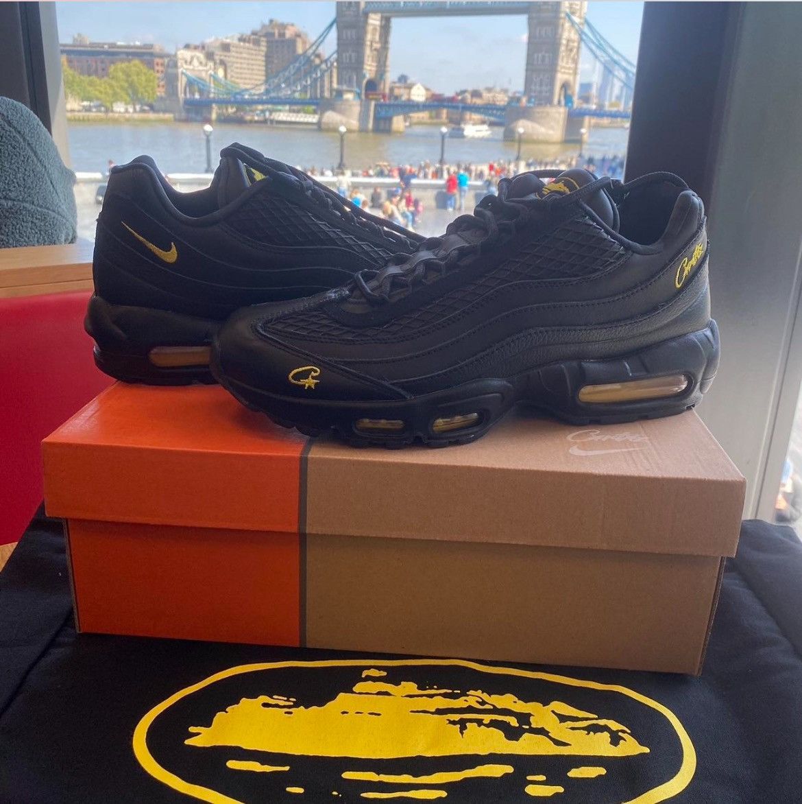 Corteiz × Nike Corteiz airmax 95 Honey blacks US12/UK11 Size US 12 / EU 45 - 2 Thumbnail