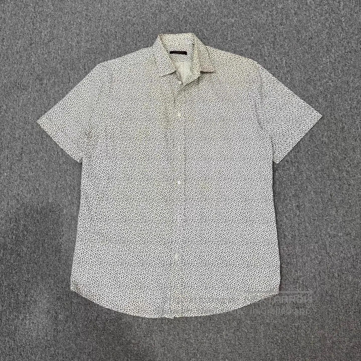 Louis Vuitton Multi Pattern Short Sleeve Button Up Shirt. Size US XL / EU 56 / 4 - 1 Thumbnail