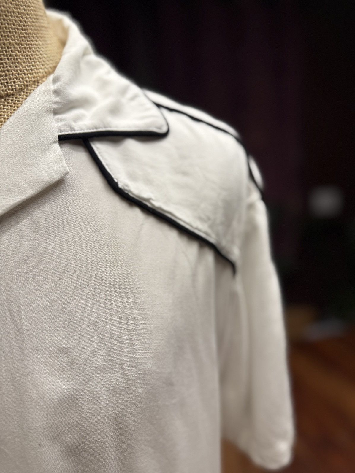 Asos Silky White Retro Button-Up Shirt with Black Piping Size US L / EU 52-54 / 3 - 3 Thumbnail