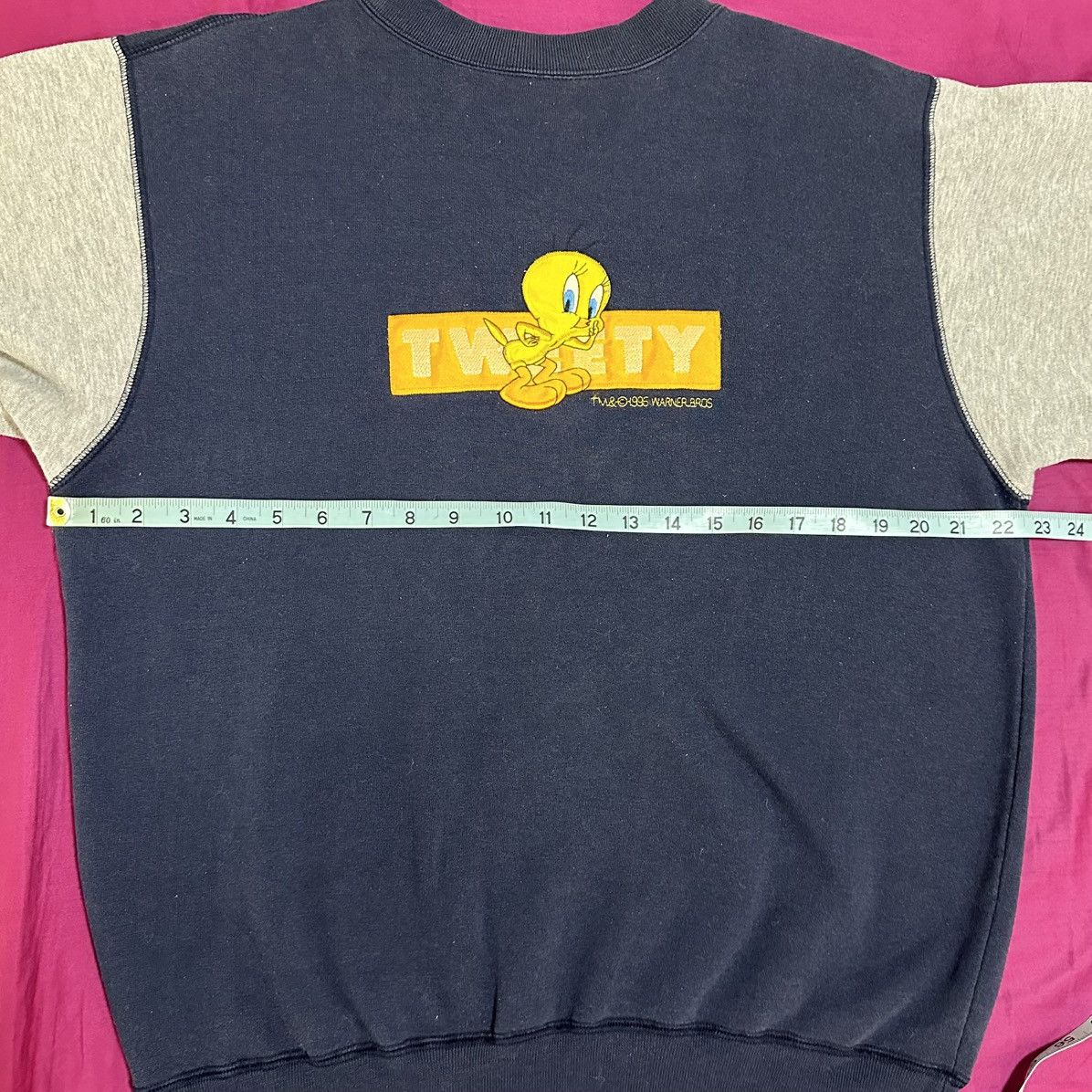 Vintage × Warner Bros Vintage Looney Tunes Sweatshirt Crewneck1990s Tweety Bird Size US L / EU 52-54 / 3 - 7 Thumbnail