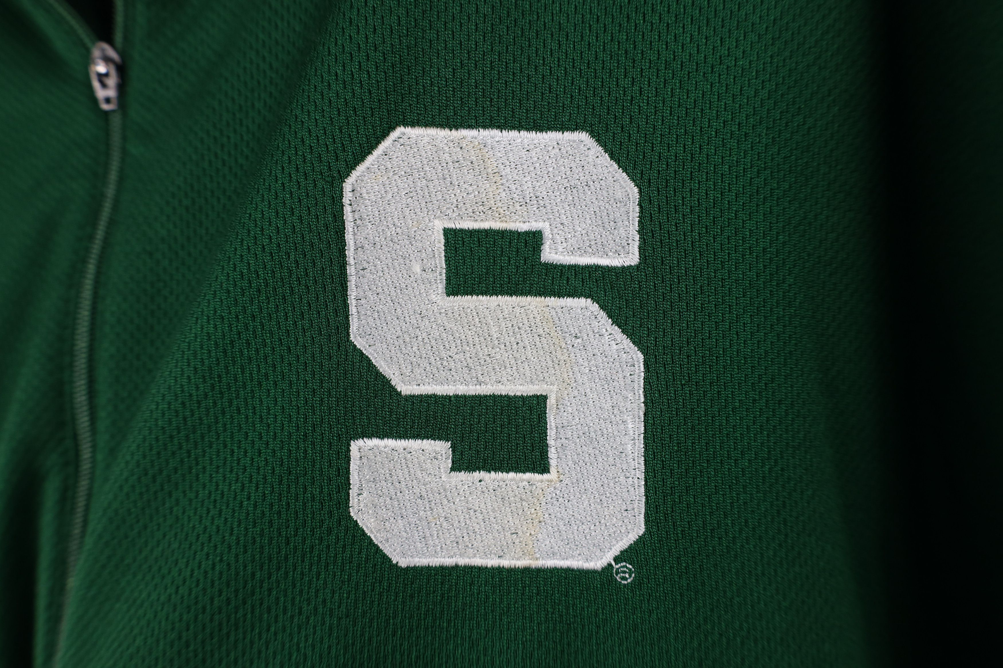 Nike Vintage Nike Swoosh Michigan State University Shirt Team Size US XL / EU 56 / 4 - 4 Thumbnail
