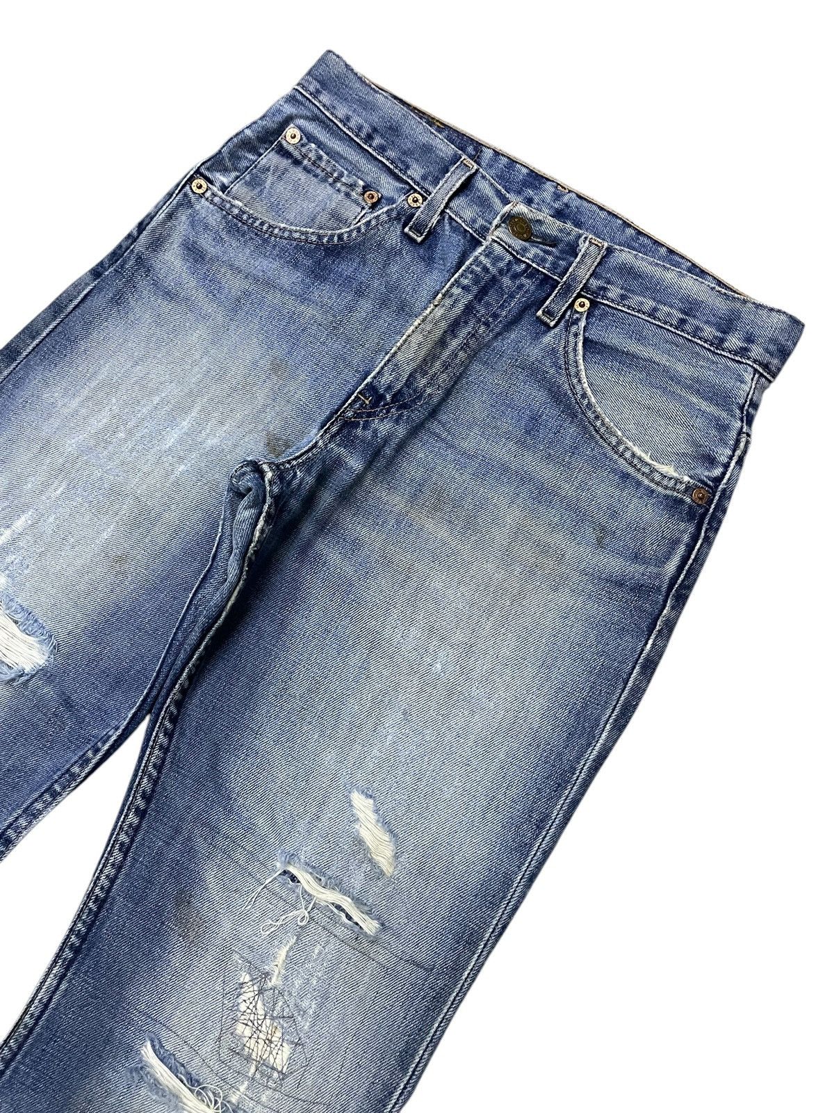Levi's Vintage Levis 507 Flared Bootcut Distressed Jeans Size US 28 / EU 44 - 3 Thumbnail
