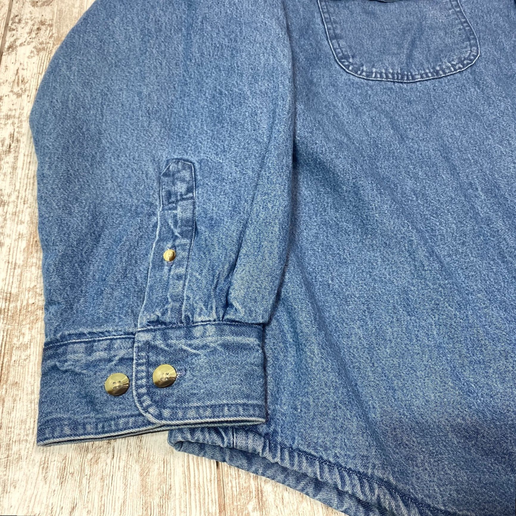 Vintage VINTAGE Cactus Clothing Denim Shirt Shacket Wolves Fleece Lined 2XL Blue Long Sleeve Shirt Jacket Mens Size US XXL / EU 58 / 5 - 4 Thumbnail