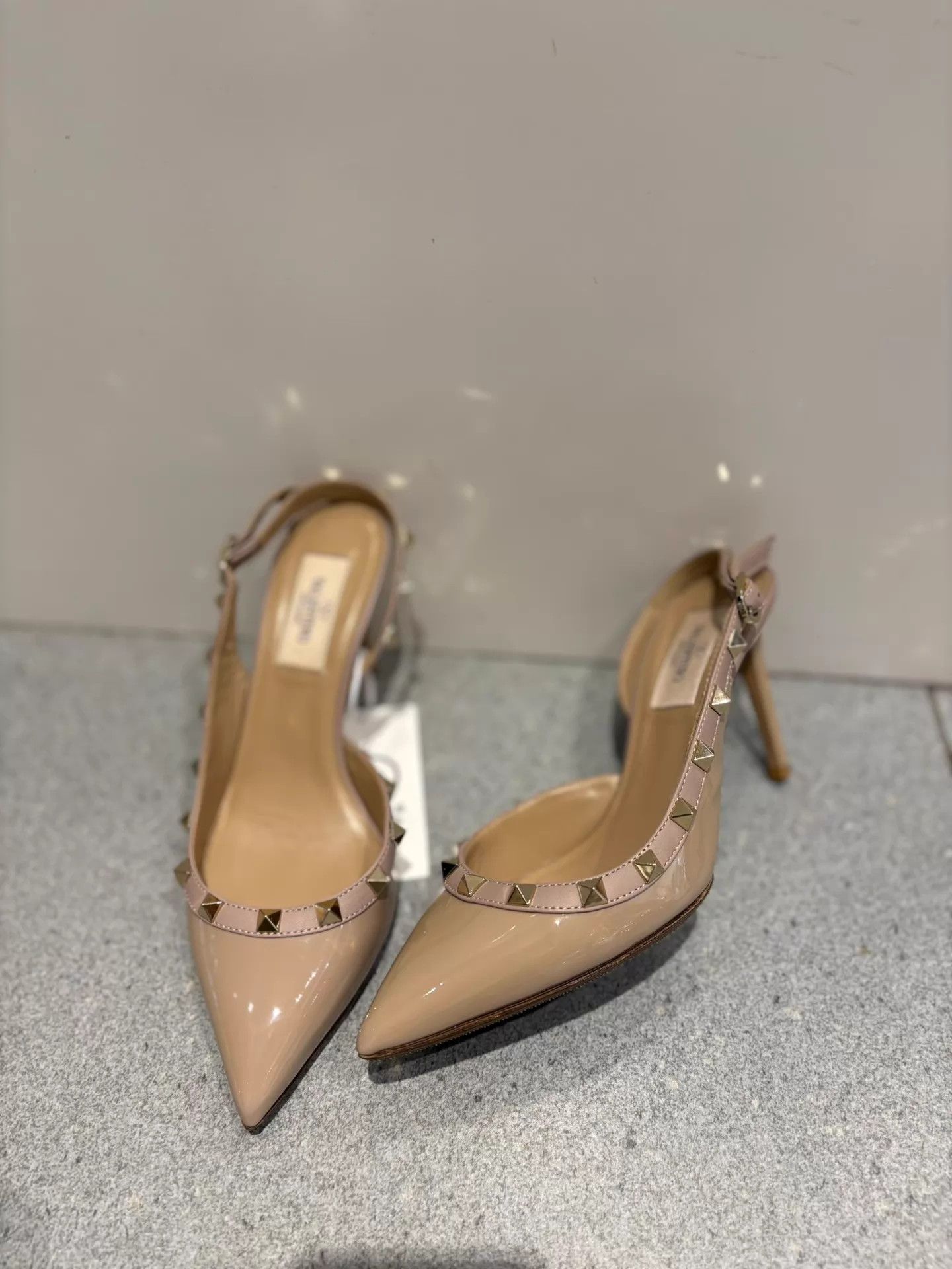 Valentino Valentino Nude Patent Half-Pump Studded Heels 99 New 35 Size US 4.5 / IT 34.5 - 1 Thumbnail