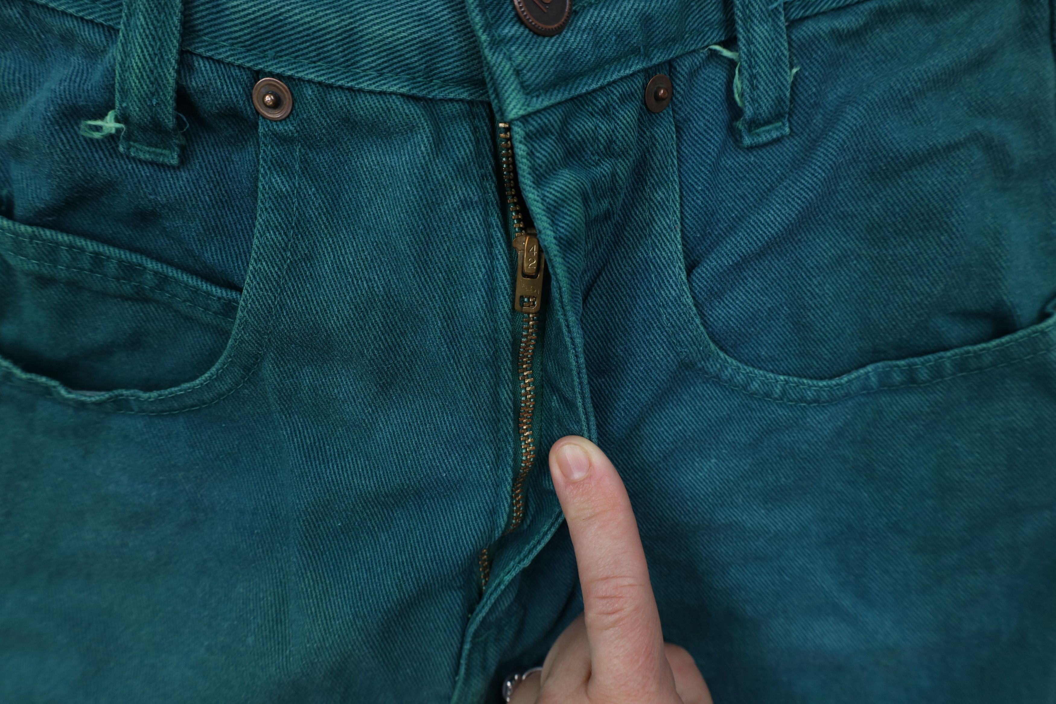 Vintage Vintage 90s Streetwear Relaxed Straight Leg Jeans Green Size 25" / US 0 / IT 36 - 7 Thumbnail