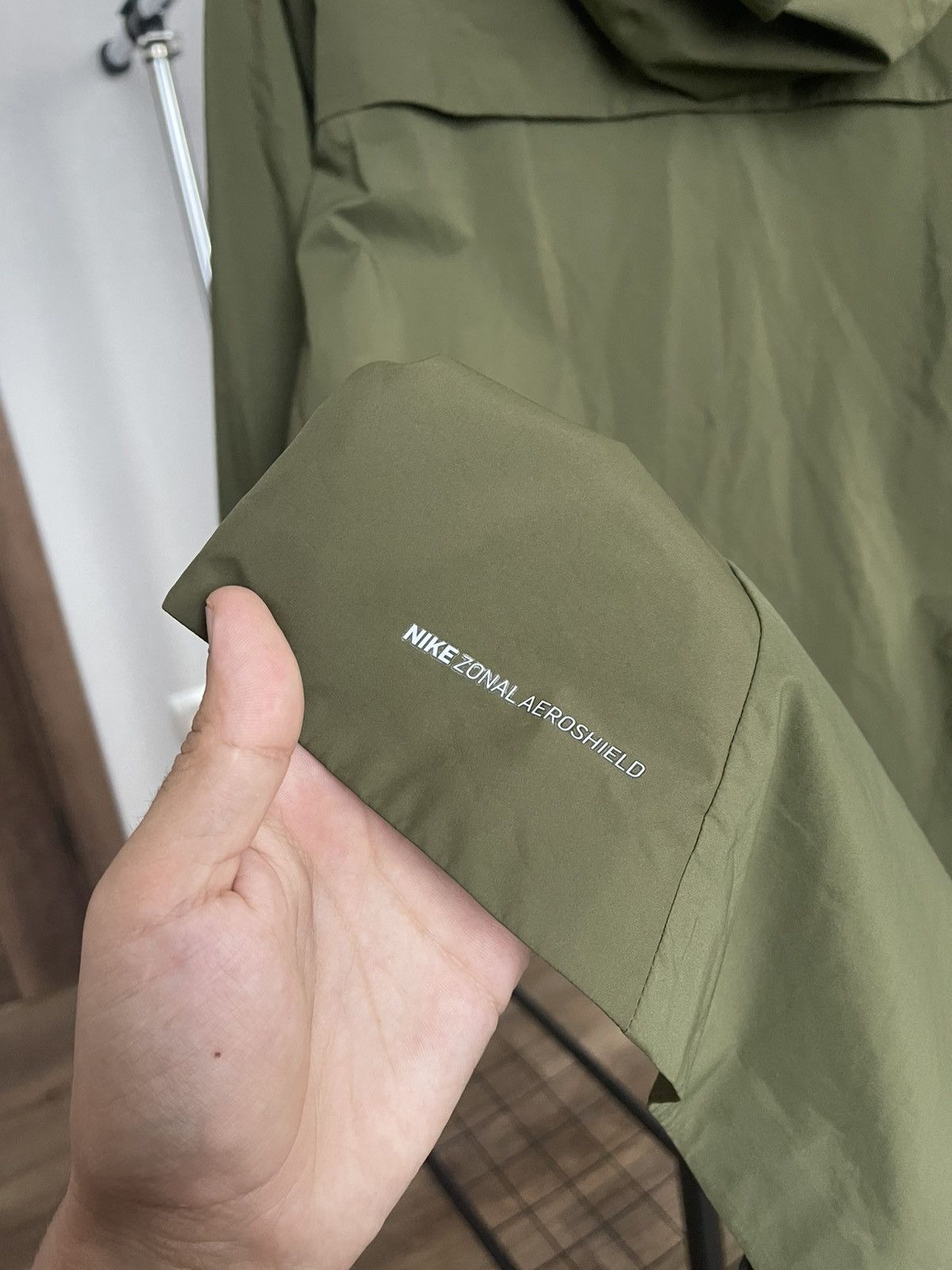 Nike Nike Zonal Aeroshield Running Zip Jacket Size US M / EU 48-50 / 2 - 7 Thumbnail