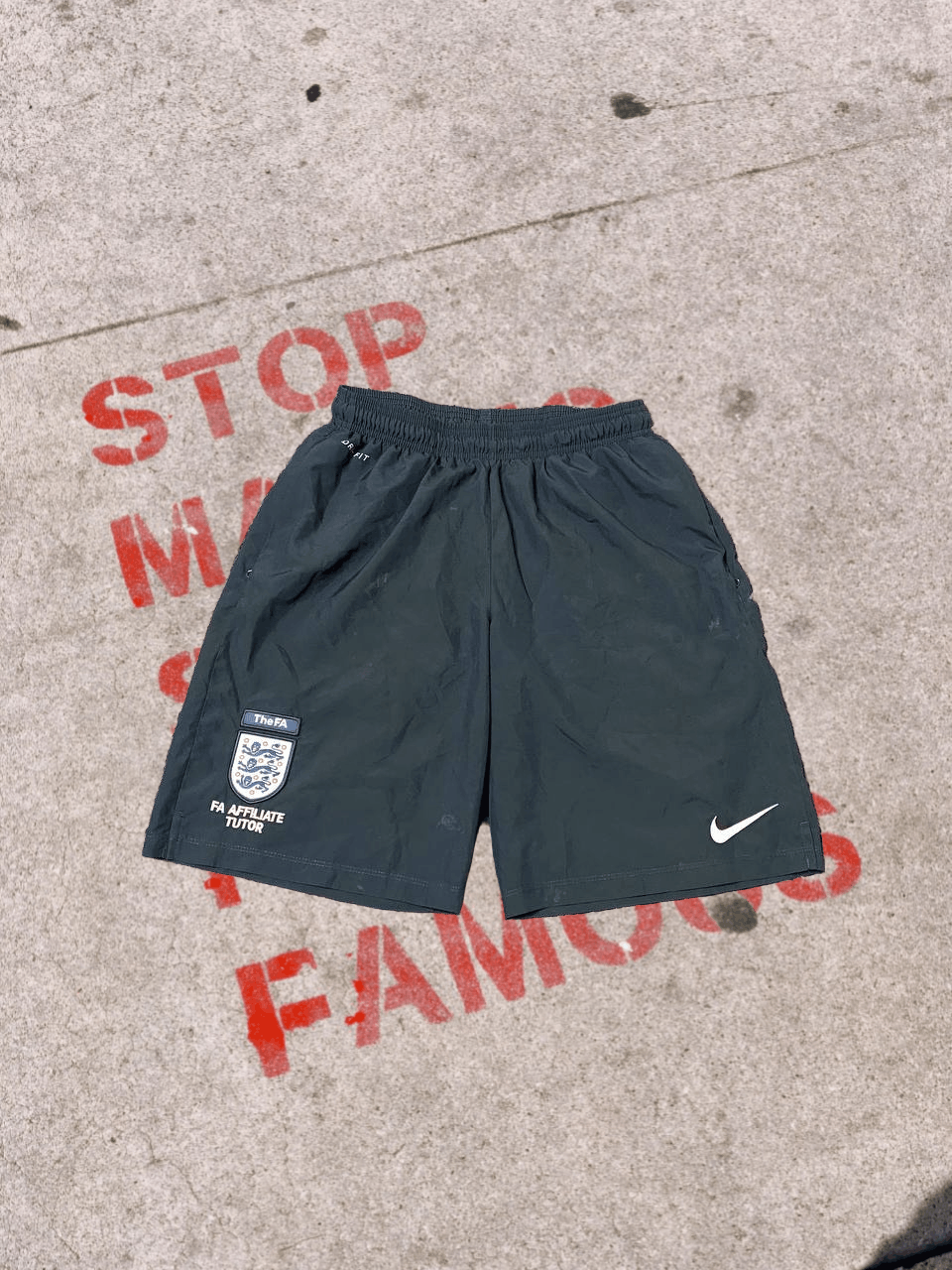 Nike Nike Shorts Size US 32 / EU 48 - 1 Thumbnail