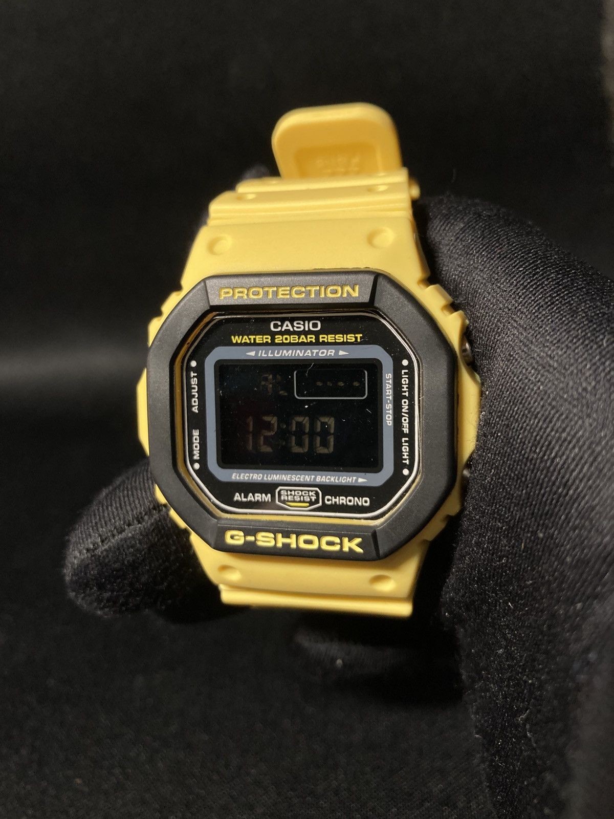 Casio × G Shock × Japanese Brand Retro 90's WATCH G SHOCK DW-5600