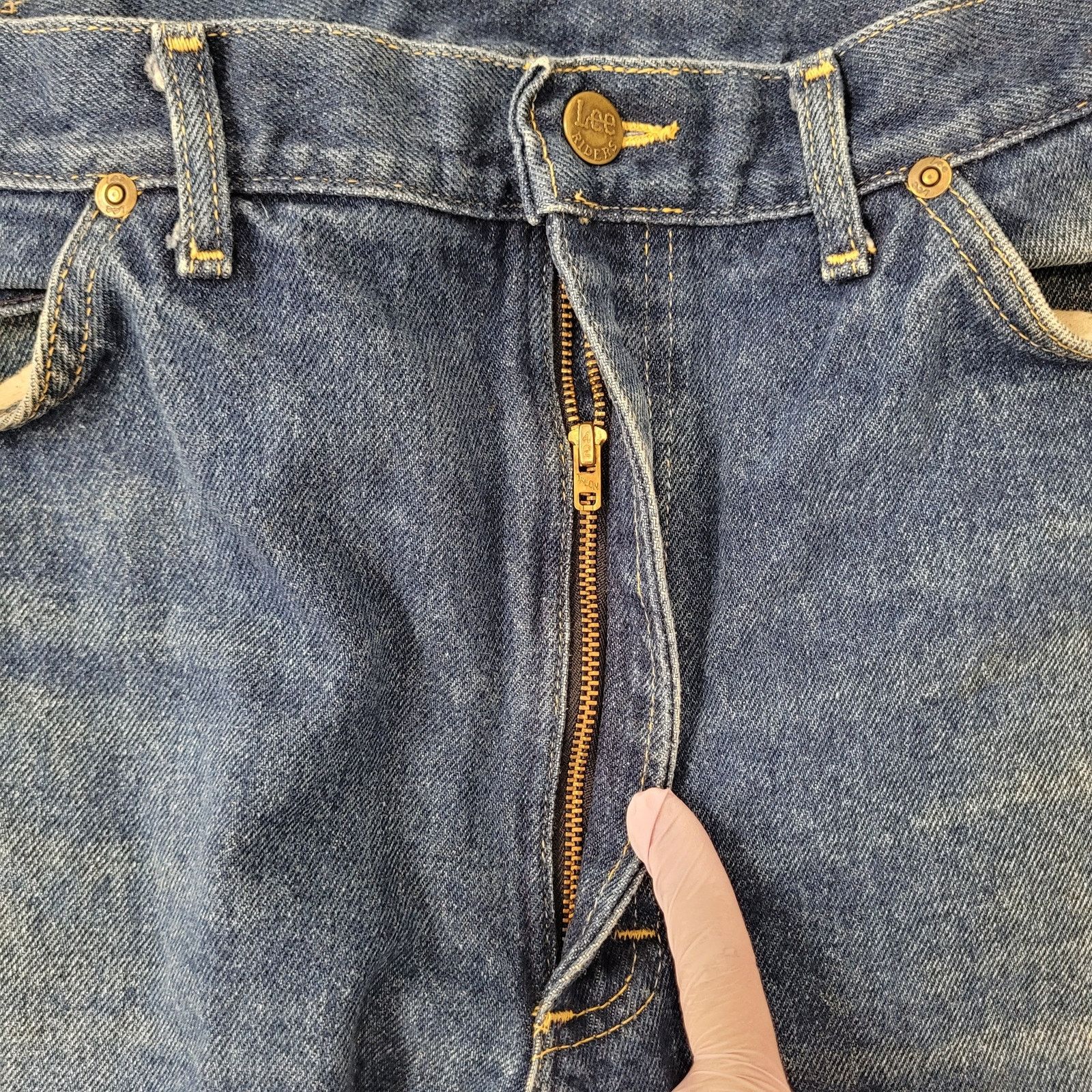 Lee Vintage 70s LEE Whiskered Jeans 35x28 Dark-Wash Talon-Zip Size US 35 - 9 Thumbnail
