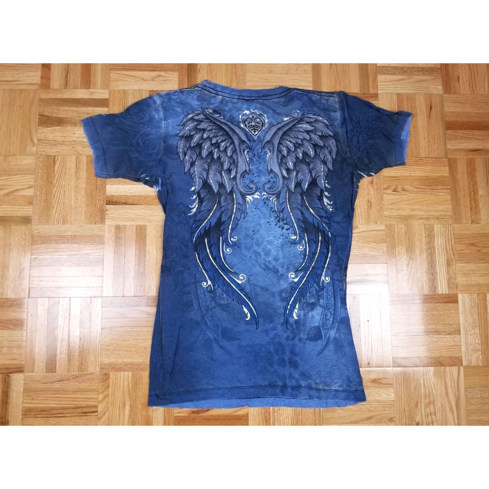 Affliction VINTAGE Affliction T-Shirt Shirt Mens 90s USA Army Military WINGS CROSS V NECK SIZE M Blue Size US M / EU 48-50 / 2 - 2 Thumbnail