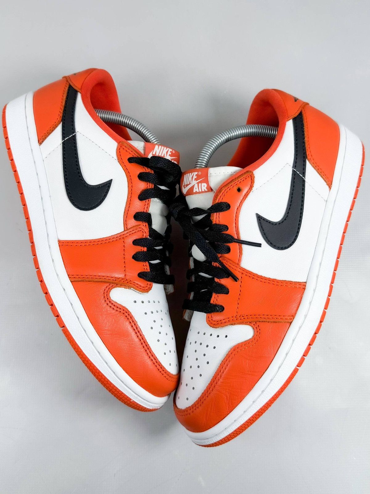 Jordan Brand Air Jordan 1 OG Low “Shattered Backboard” | US 9 | Size US 9 / EU 42 - 2 Thumbnail