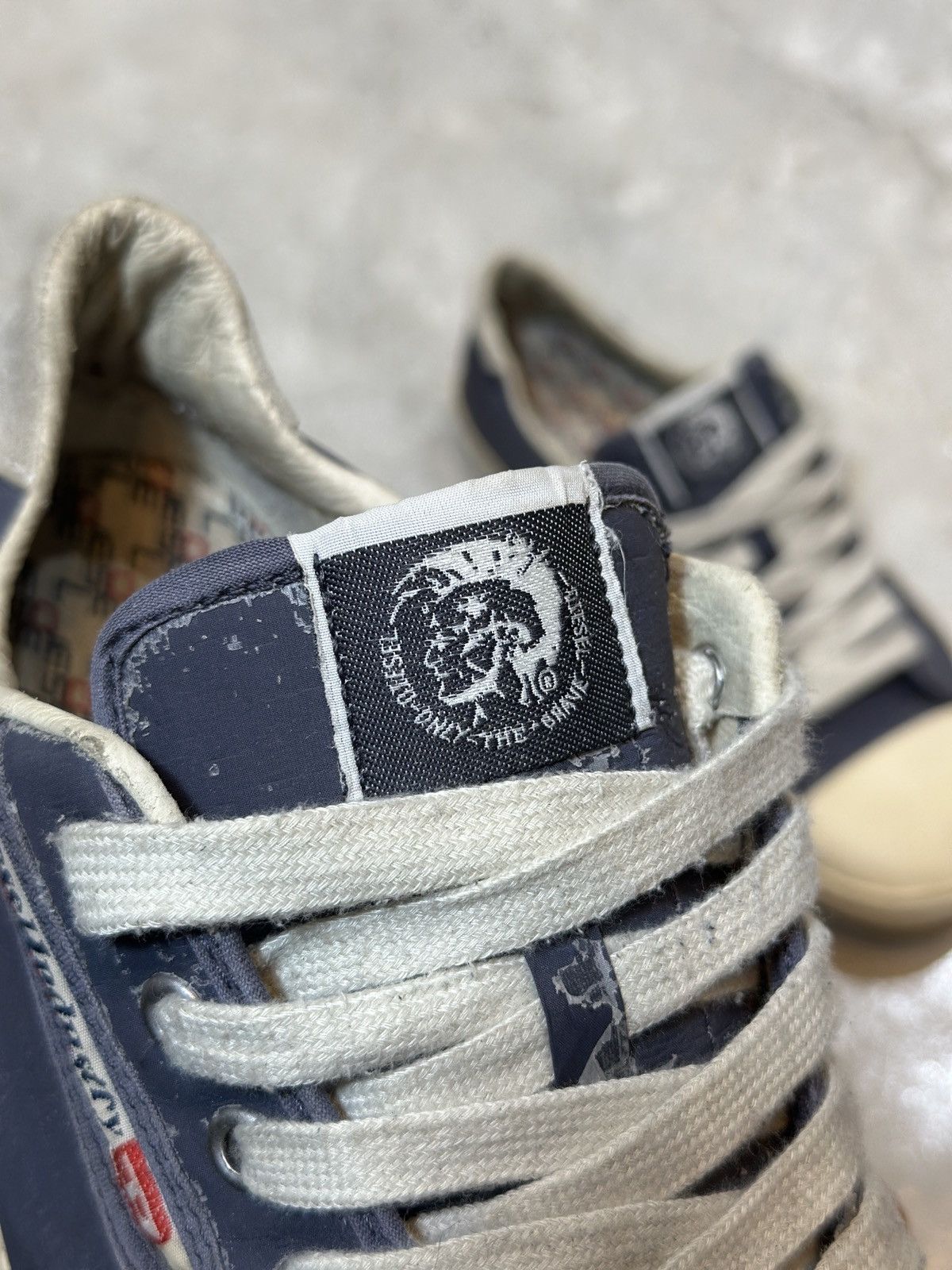 Diesel (SS09) ONWARD LOW TOP Size US 9 / EU 42 - 11 Thumbnail