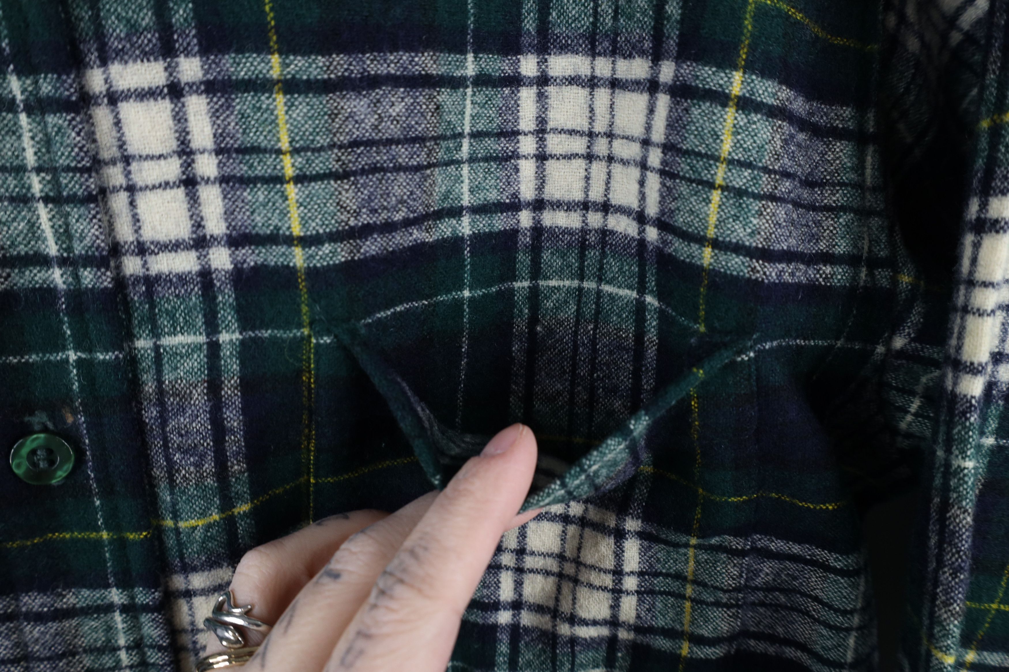 Pendleton × Vintage Vintage 70s Pendleton Virgin Collared Button Shirt Plaid USA Size US M / EU 48-50 / 2 - 5 Thumbnail